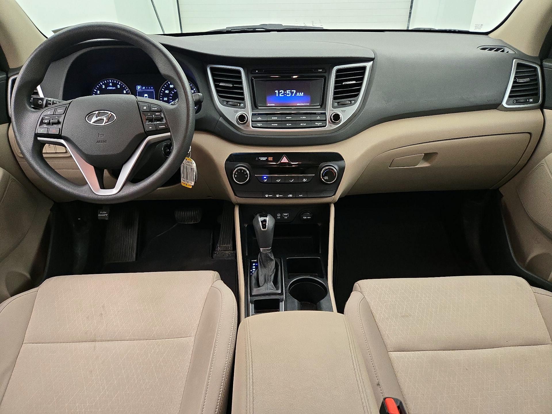 Thumbnail: 2017 Hyundai Tucson - 9