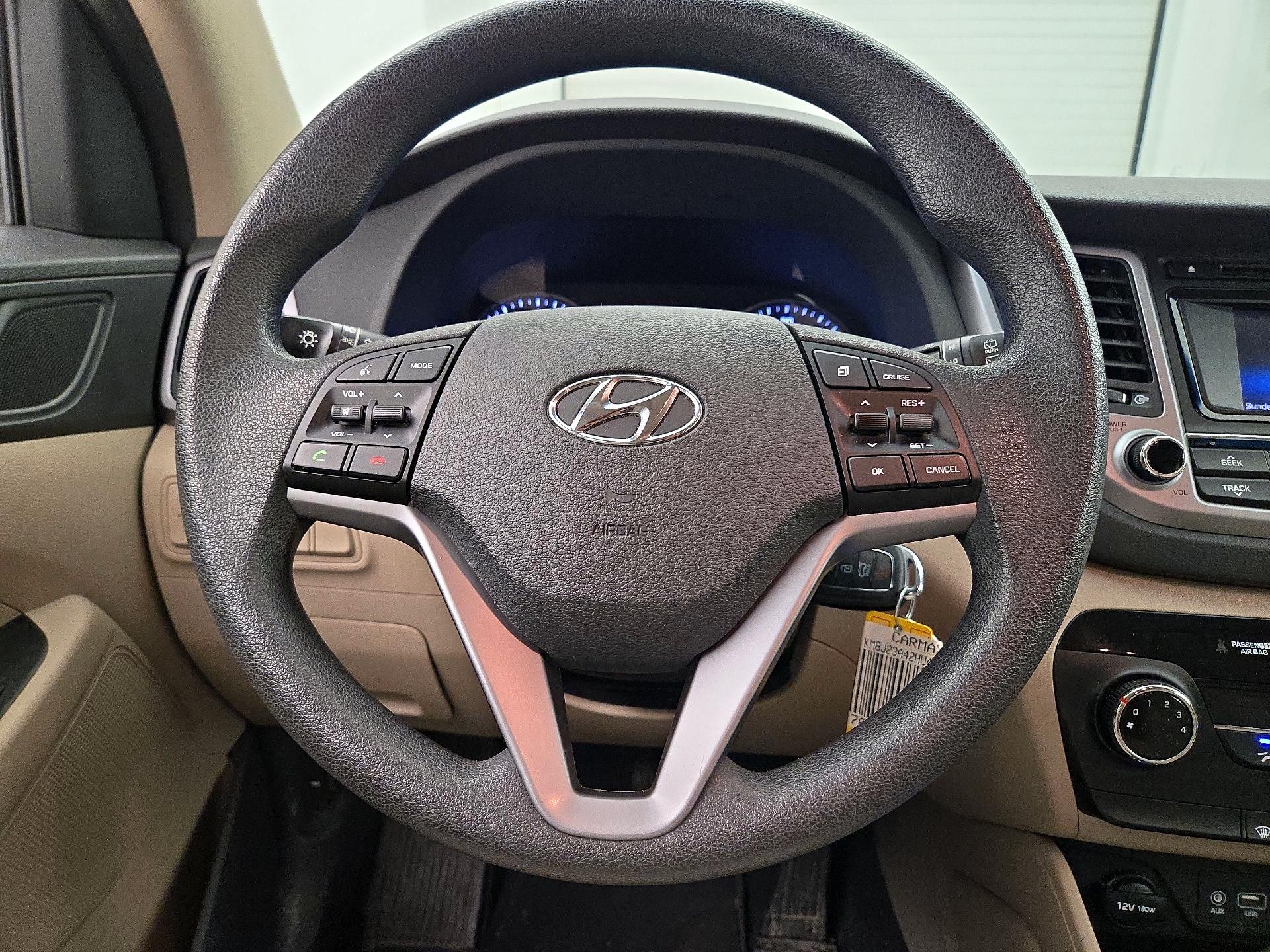 Thumbnail: 2017 Hyundai Tucson - 10