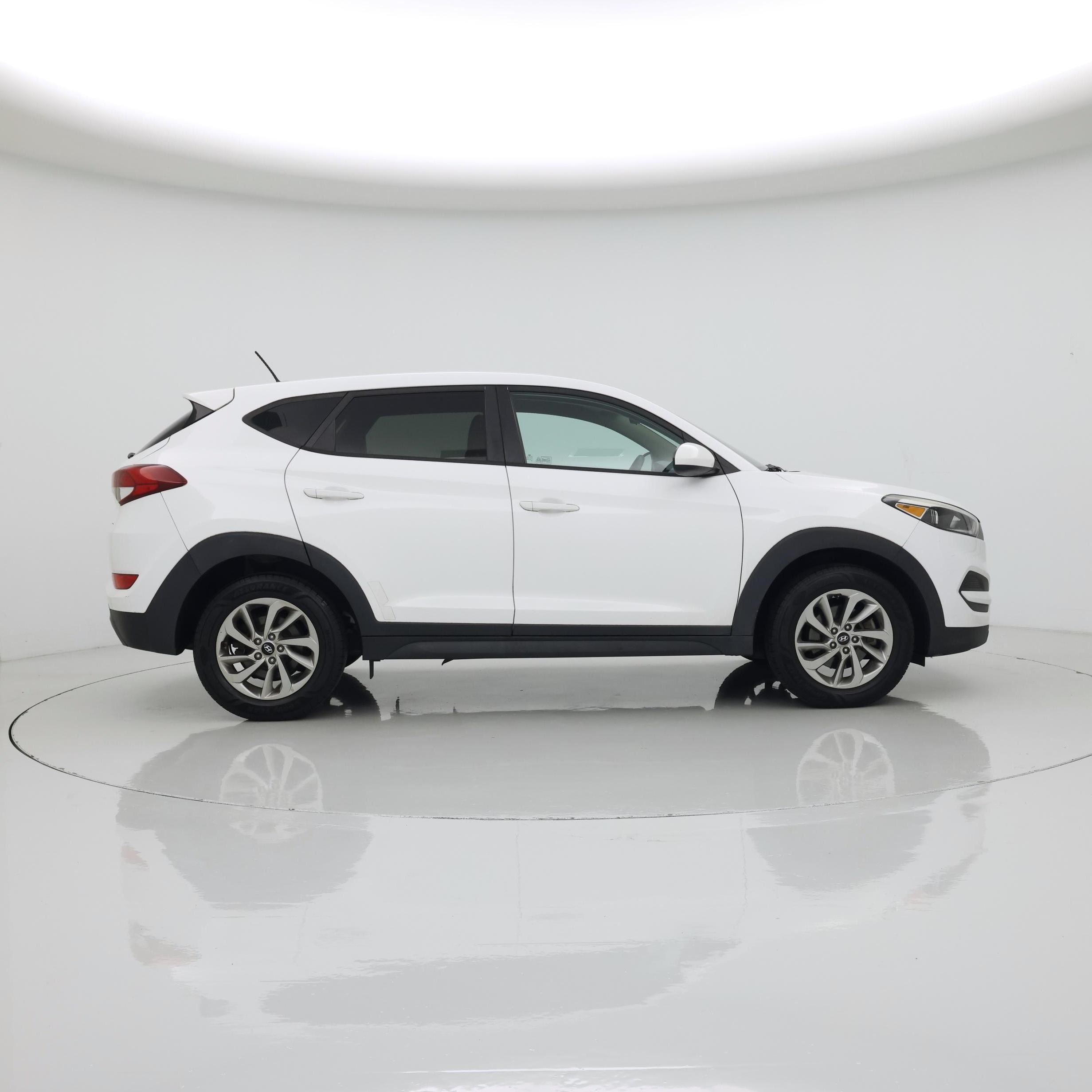 Thumbnail: 2017 Hyundai Tucson - 7