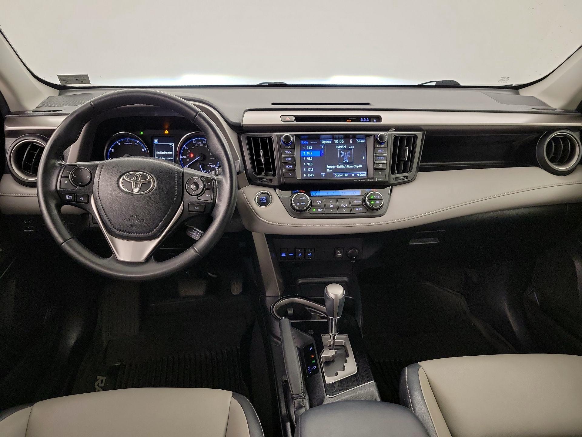 Thumbnail: 2018 Toyota RAV4 - 9