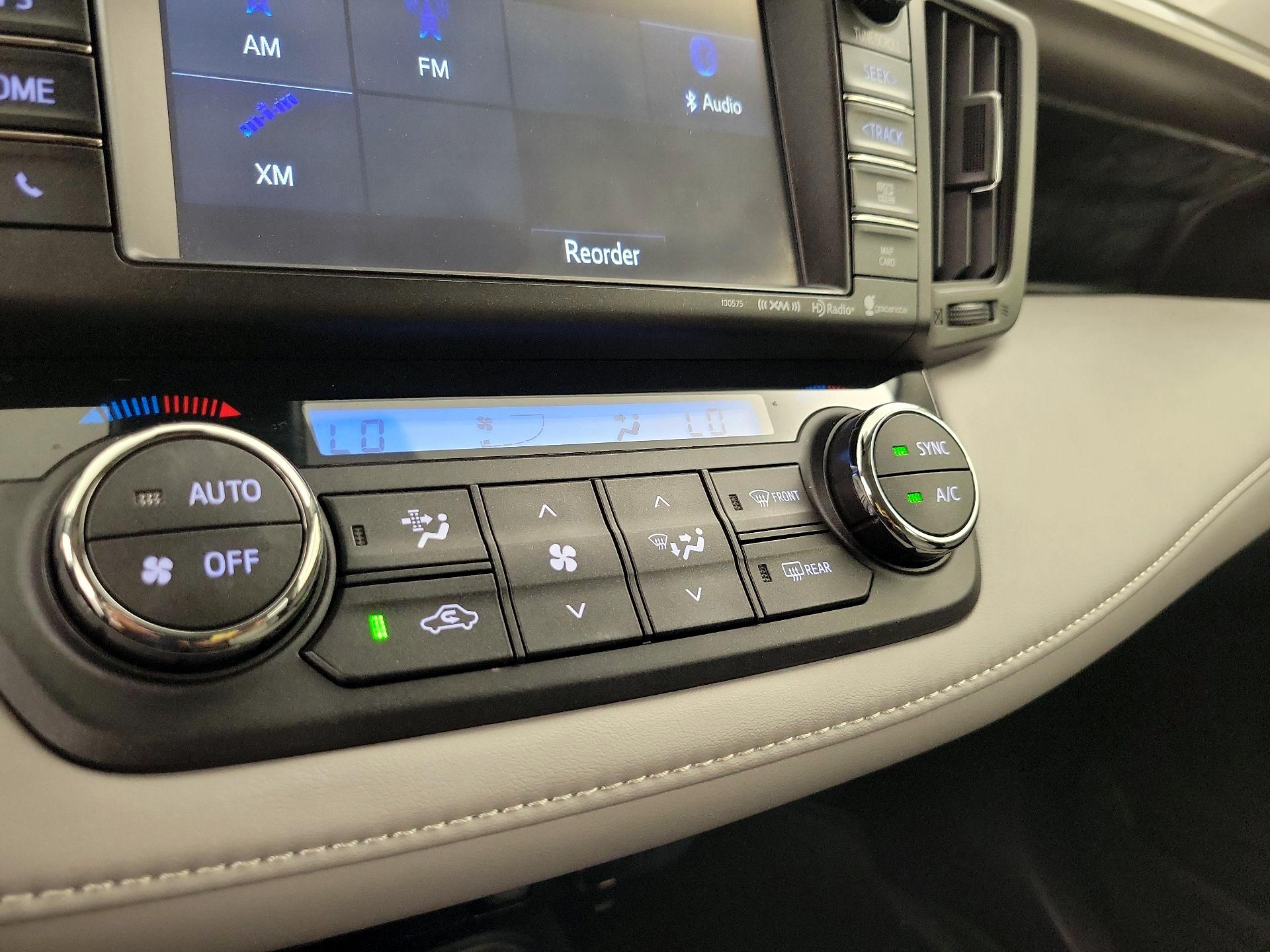 Thumbnail: 2018 Toyota RAV4 - 16