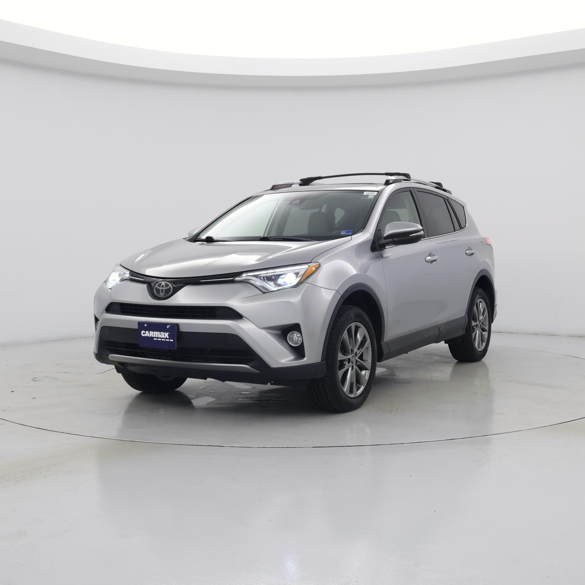 Thumbnail: 2018 Toyota RAV4 - 4