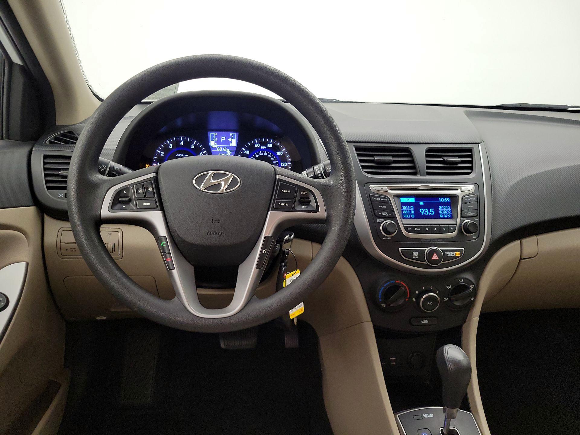 Thumbnail: 2016 Hyundai Accent - 10