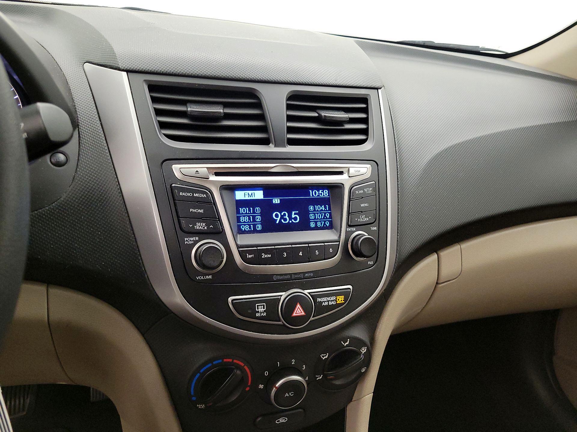 Thumbnail: 2016 Hyundai Accent - 14