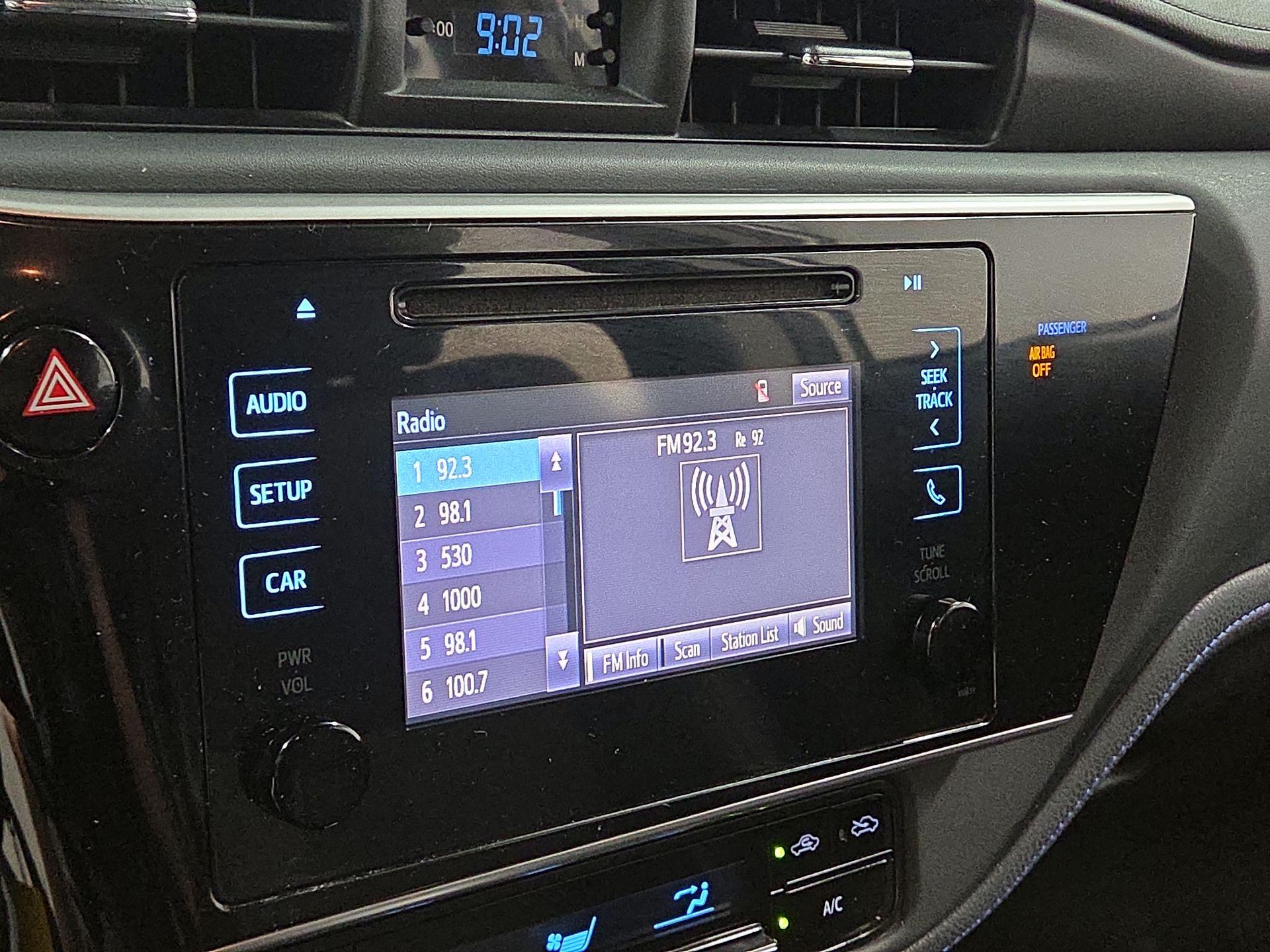 Thumbnail: 2019 Toyota Corolla - 15