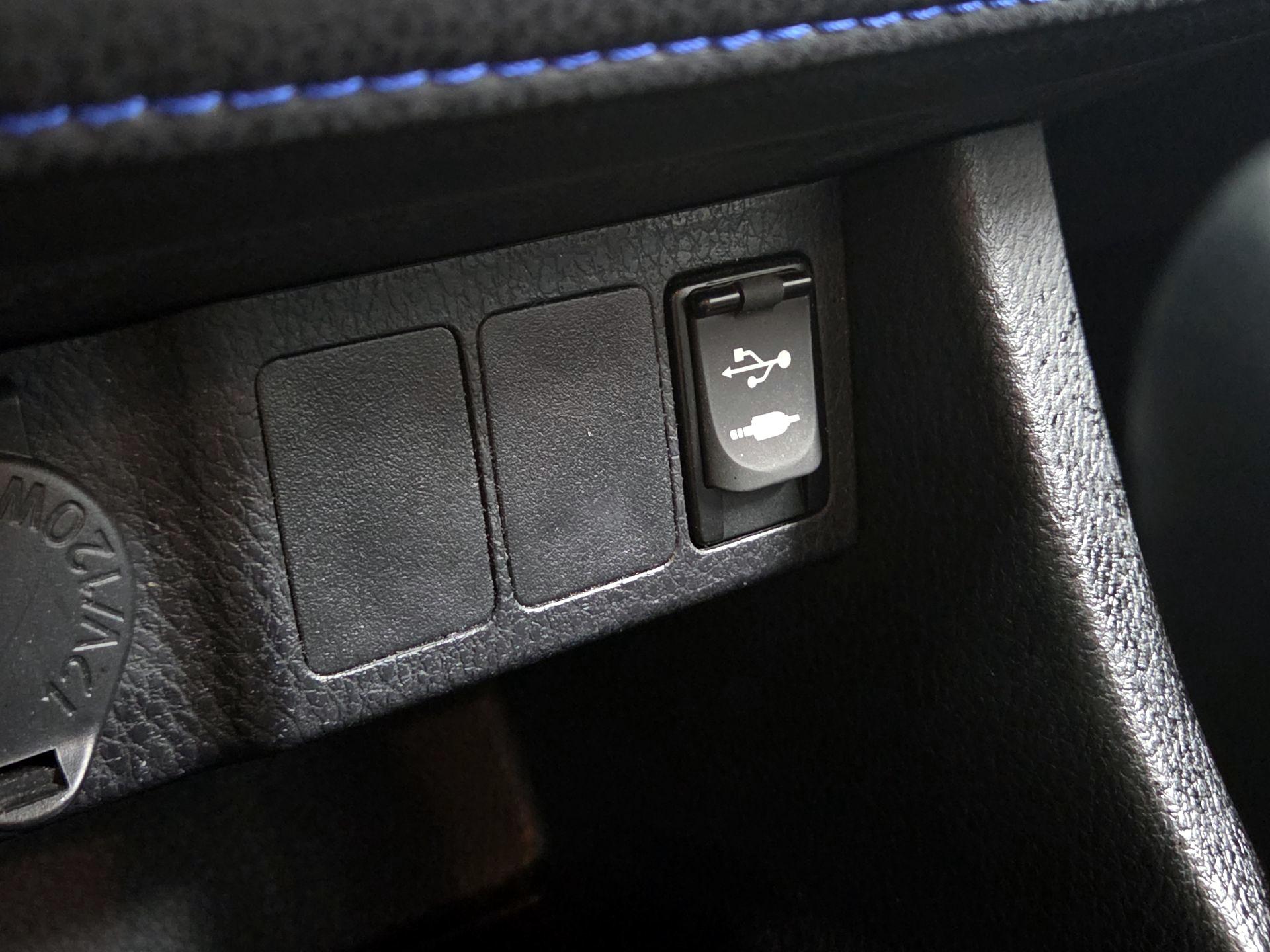 Thumbnail: 2019 Toyota Corolla - 18