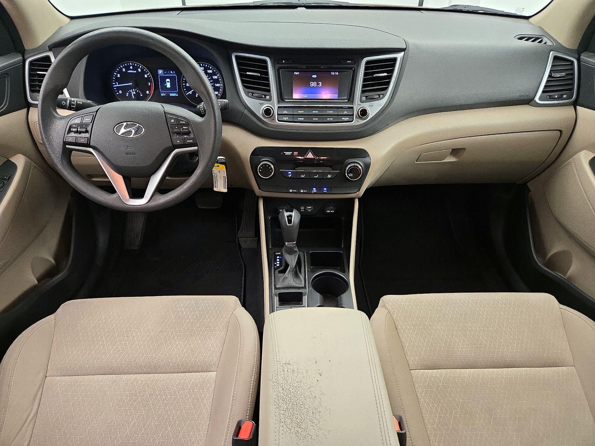 Thumbnail: 2016 Hyundai Tucson - 9