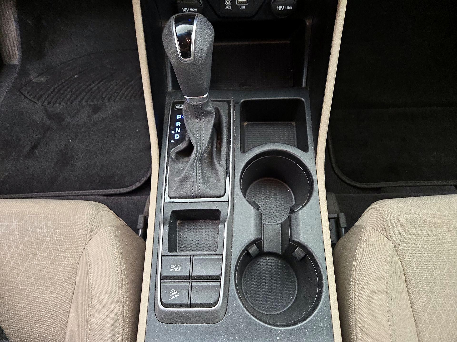 Thumbnail: 2016 Hyundai Tucson - 17
