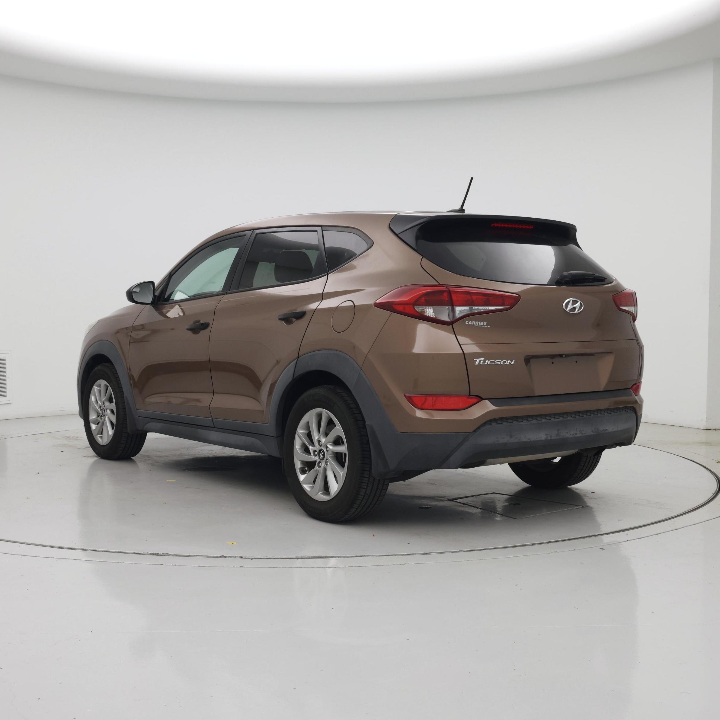 Thumbnail: 2016 Hyundai Tucson - 2