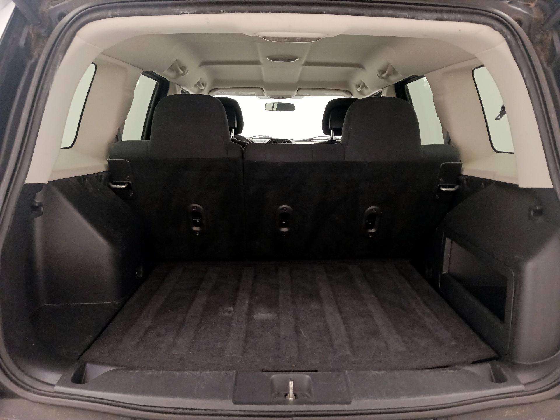 Thumbnail: 2015 Jeep Patriot - 18