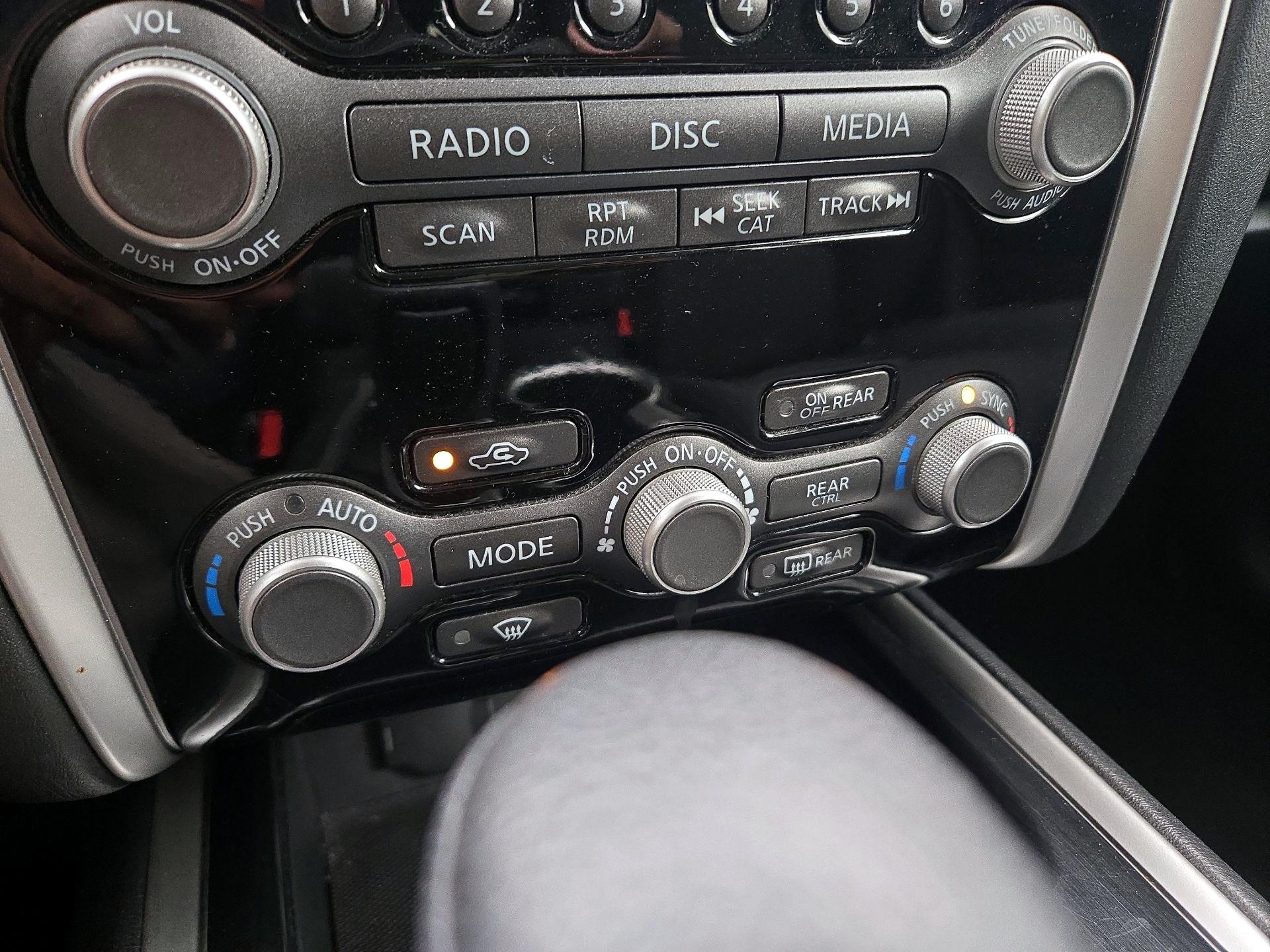Thumbnail: 2020 Nissan Pathfinder - 16