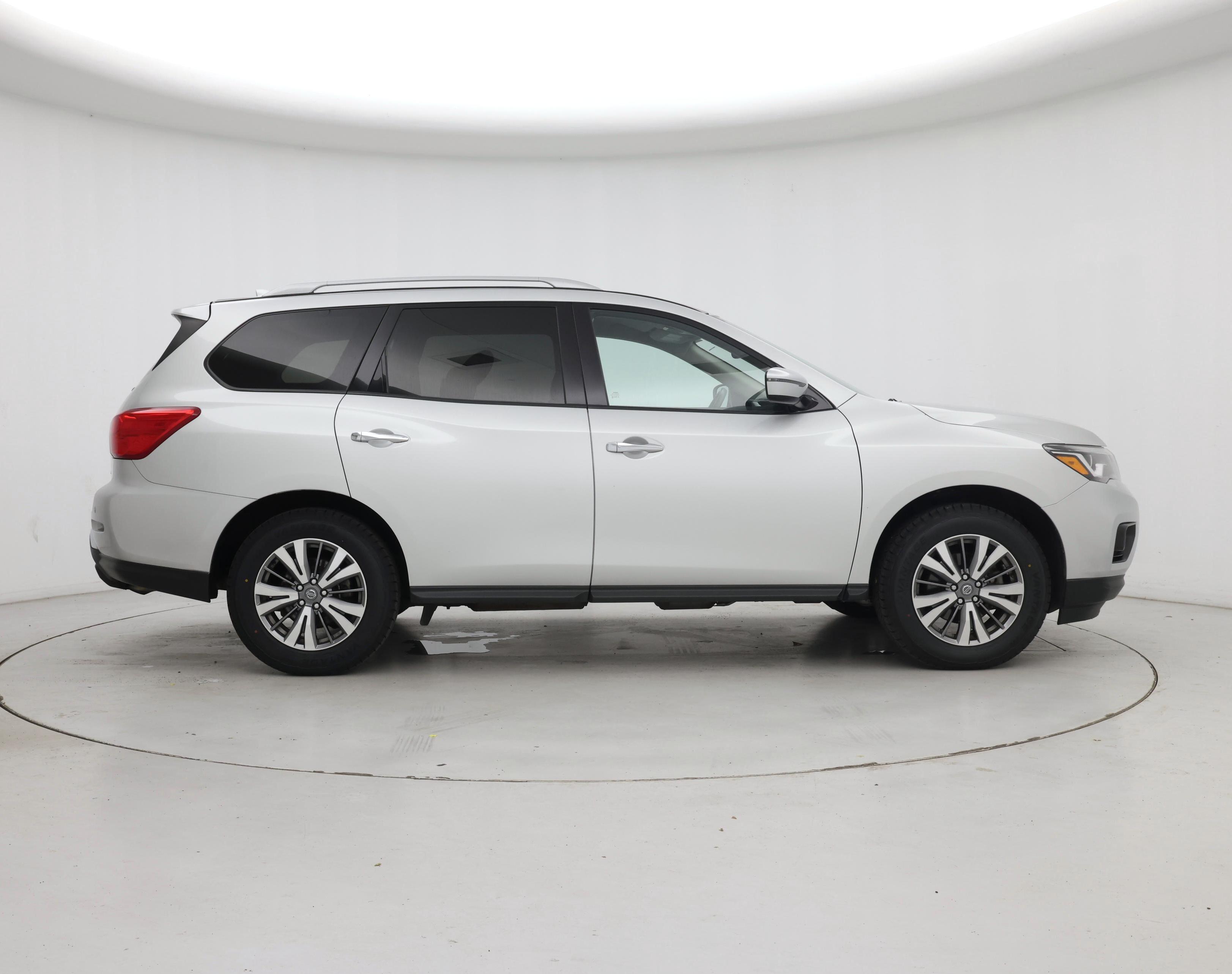 Thumbnail: 2020 Nissan Pathfinder - 7