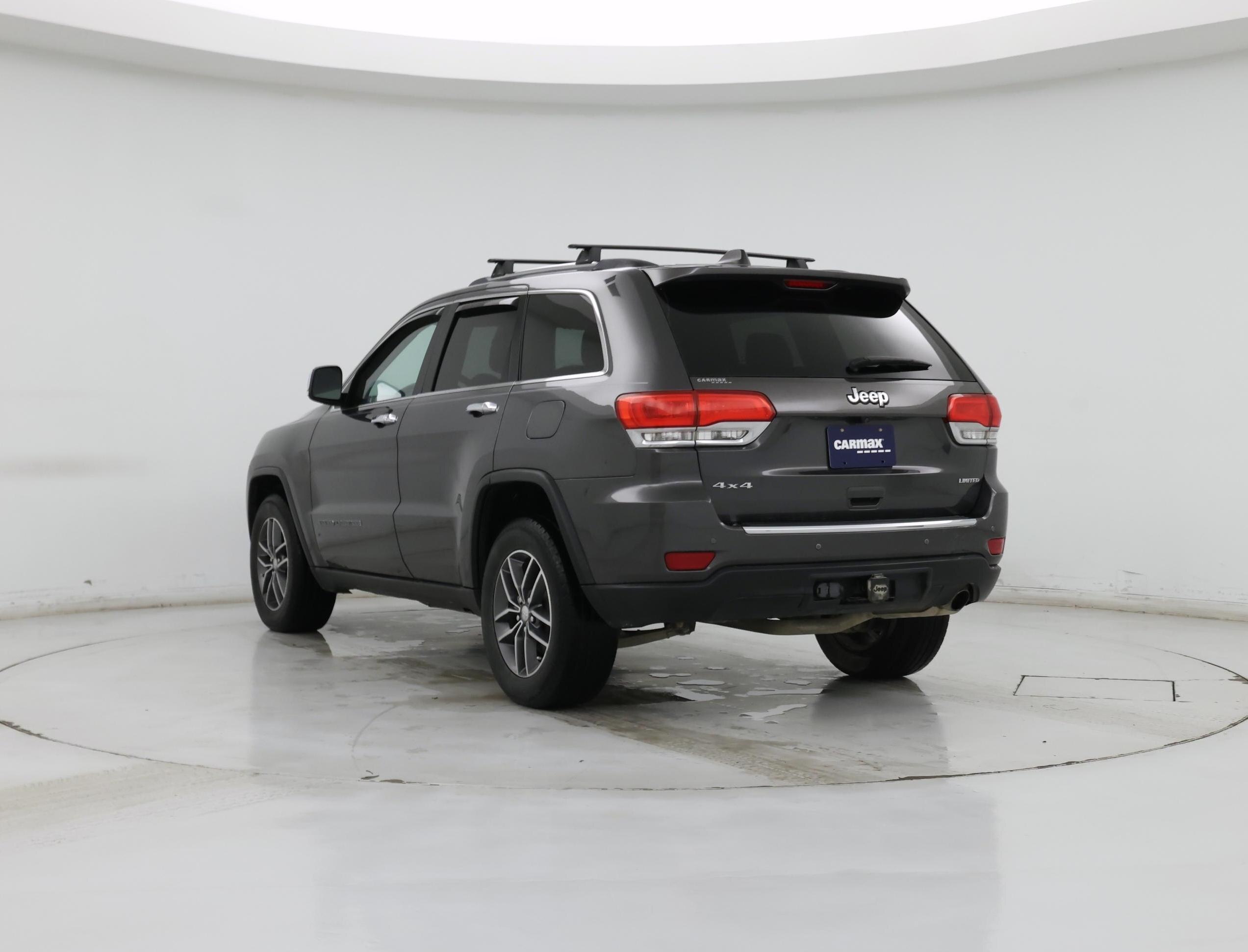 Thumbnail: 2017 Jeep Grand Cherokee - 2