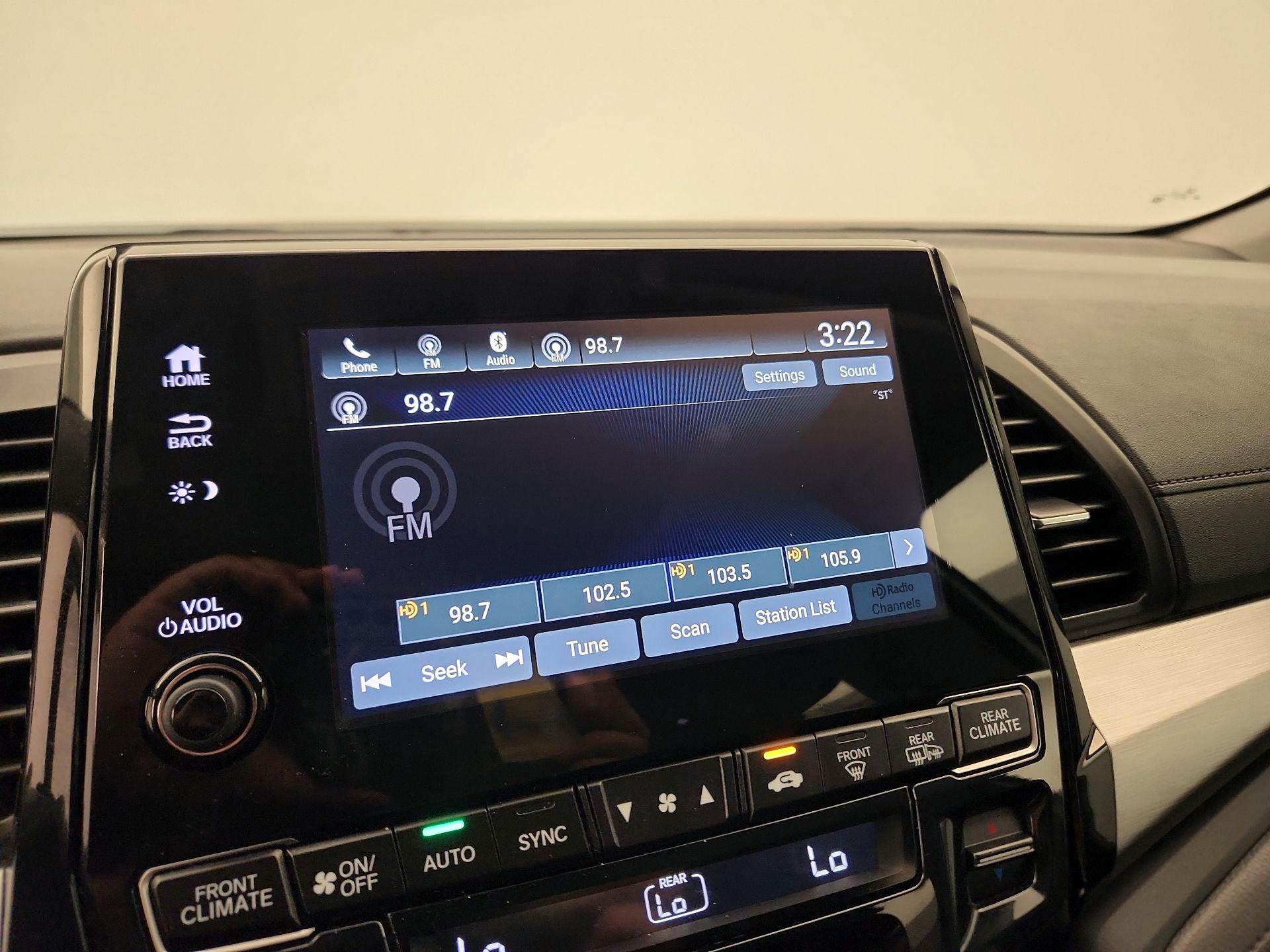 Thumbnail: 2019 Honda Odyssey - 15