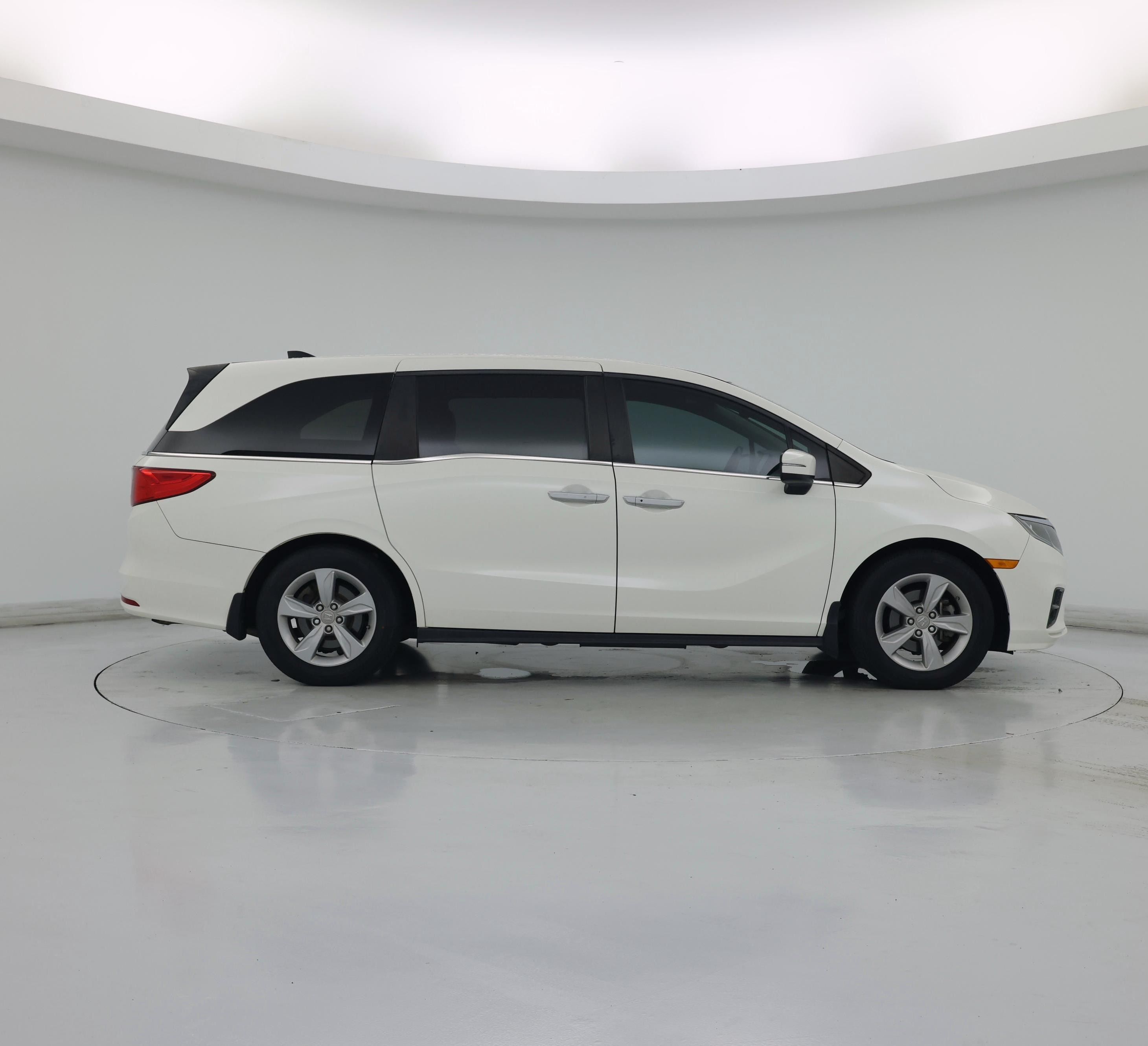 Thumbnail: 2019 Honda Odyssey - 7