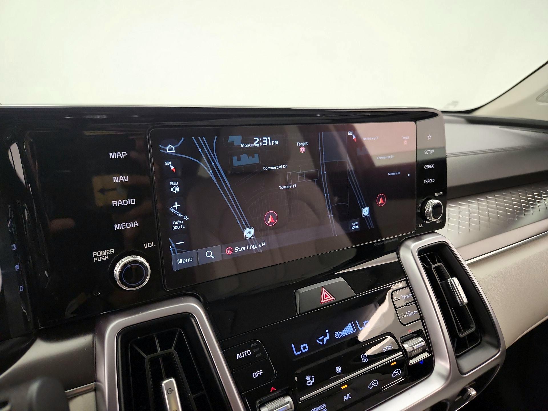 Thumbnail: 2023 Kia Sorento - 14
