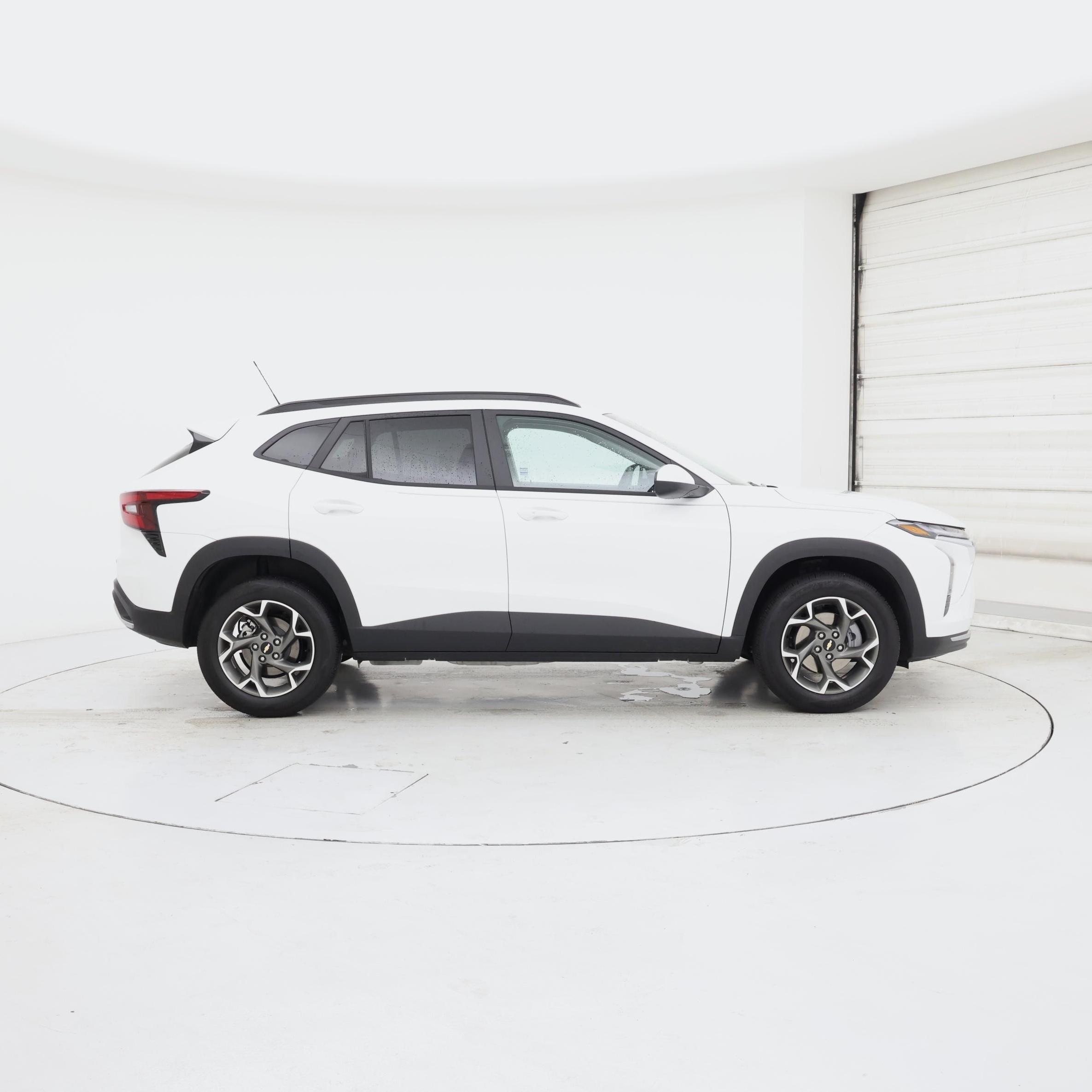 Thumbnail: 2026 Chevrolet Trax - 7