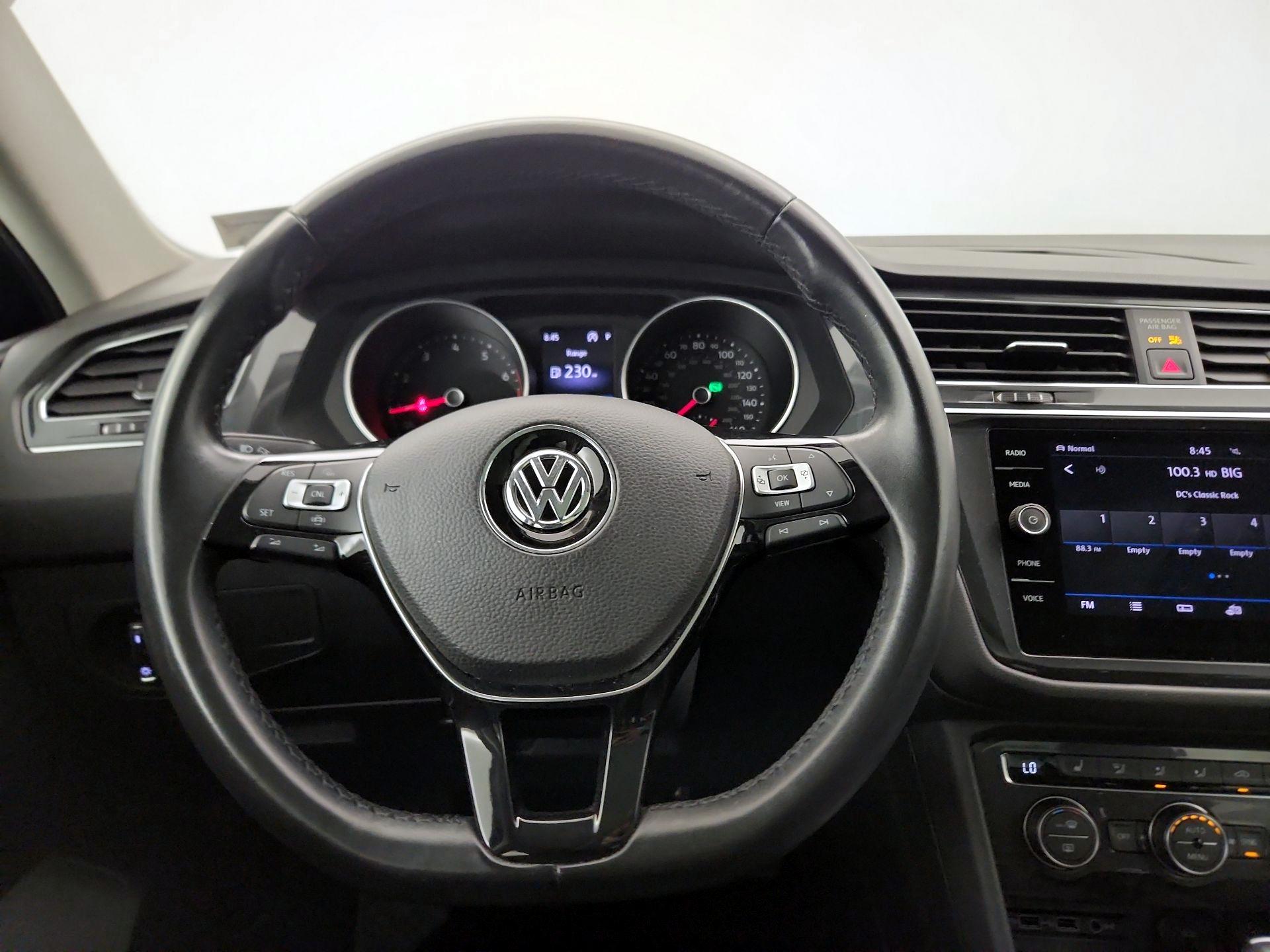 Thumbnail: 2019 Volkswagen Tiguan - 10