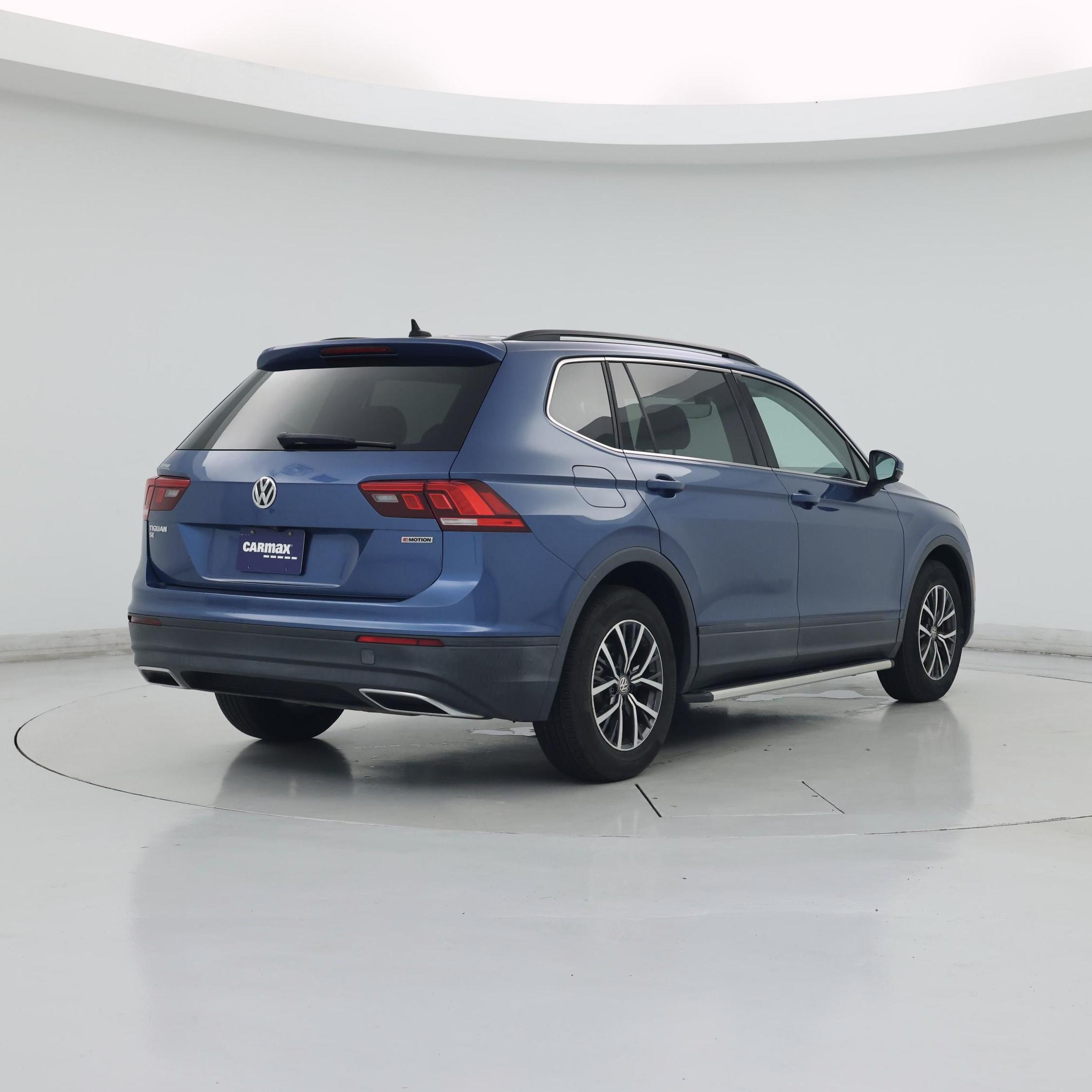 Thumbnail: 2019 Volkswagen Tiguan - 8