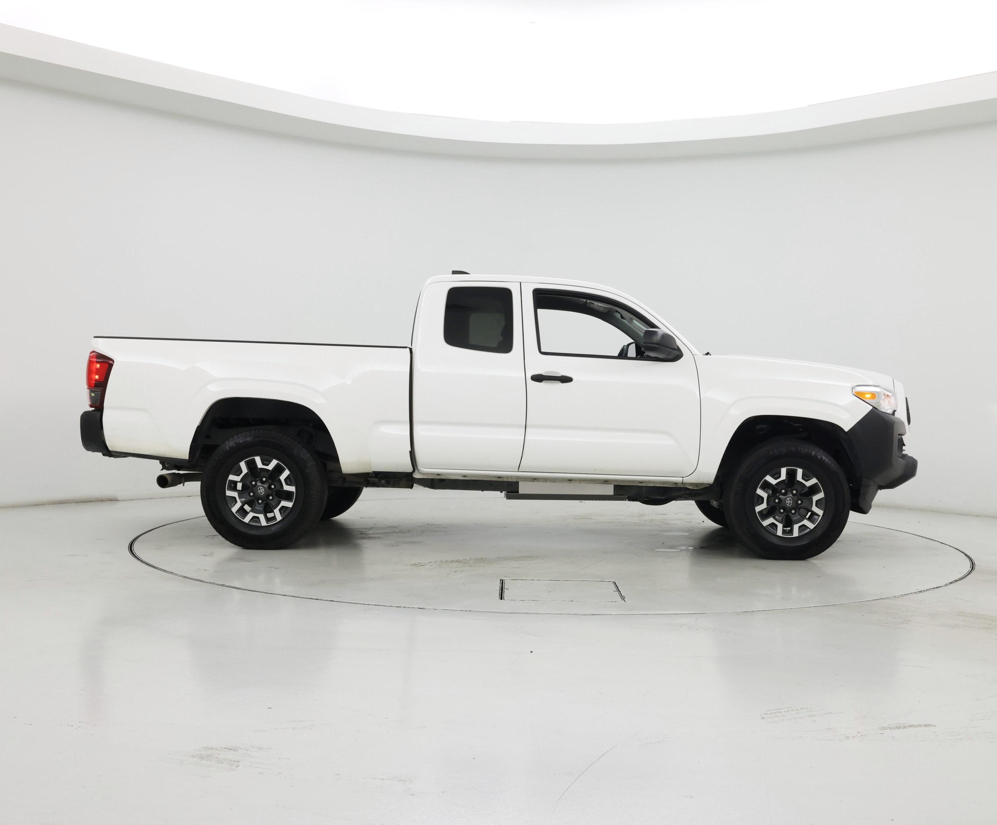 Thumbnail: 2021 Toyota Tacoma - 7