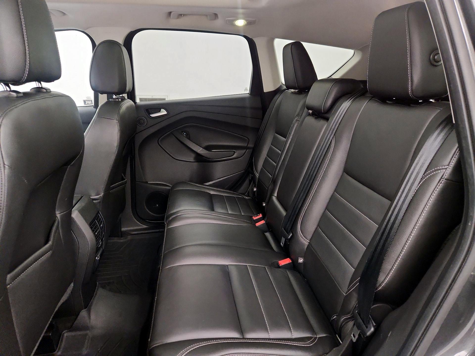 Thumbnail: 2016 Ford Escape - 20