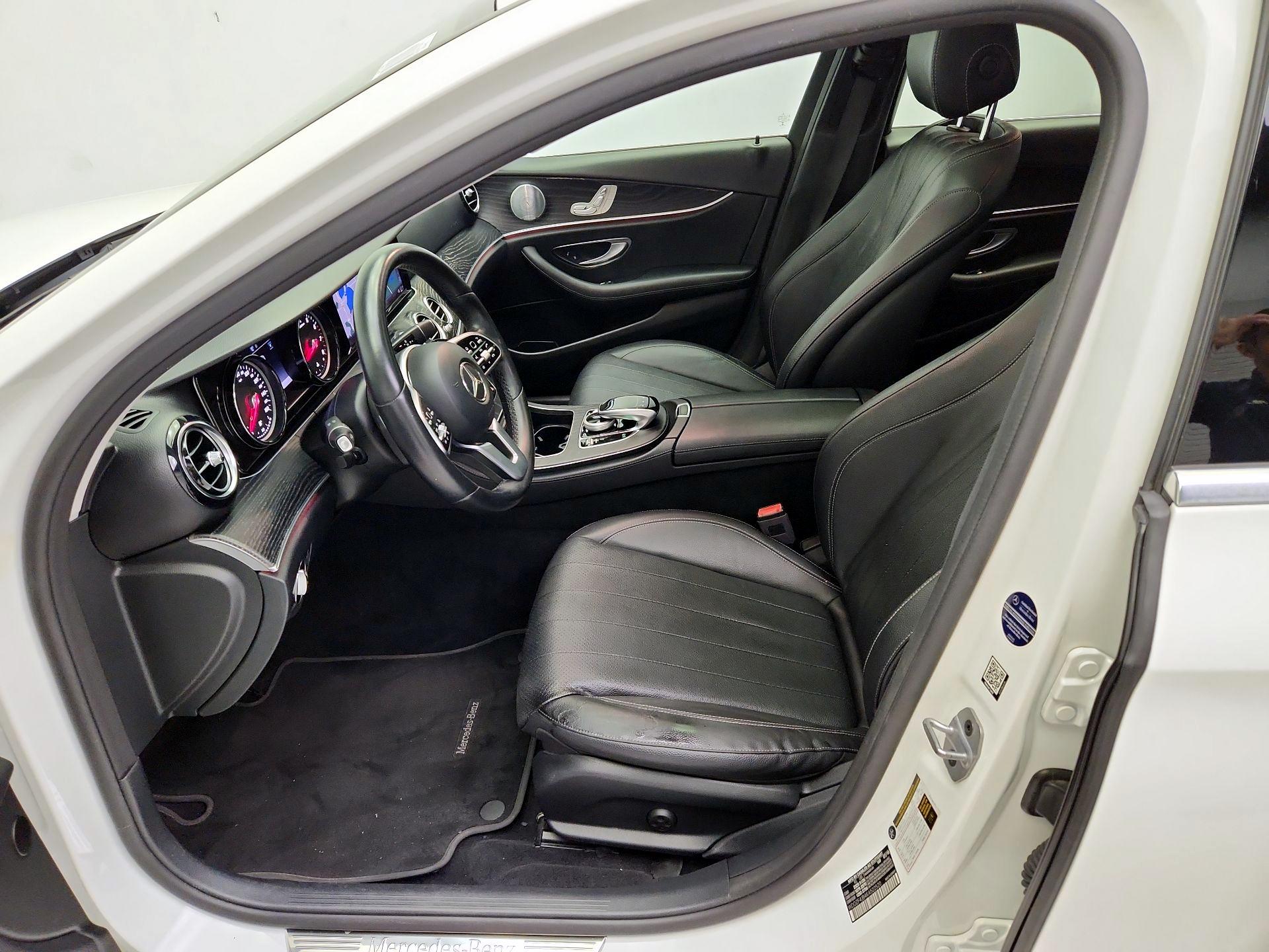 Thumbnail: 2019 Mercedes-Benz E-Class - 11