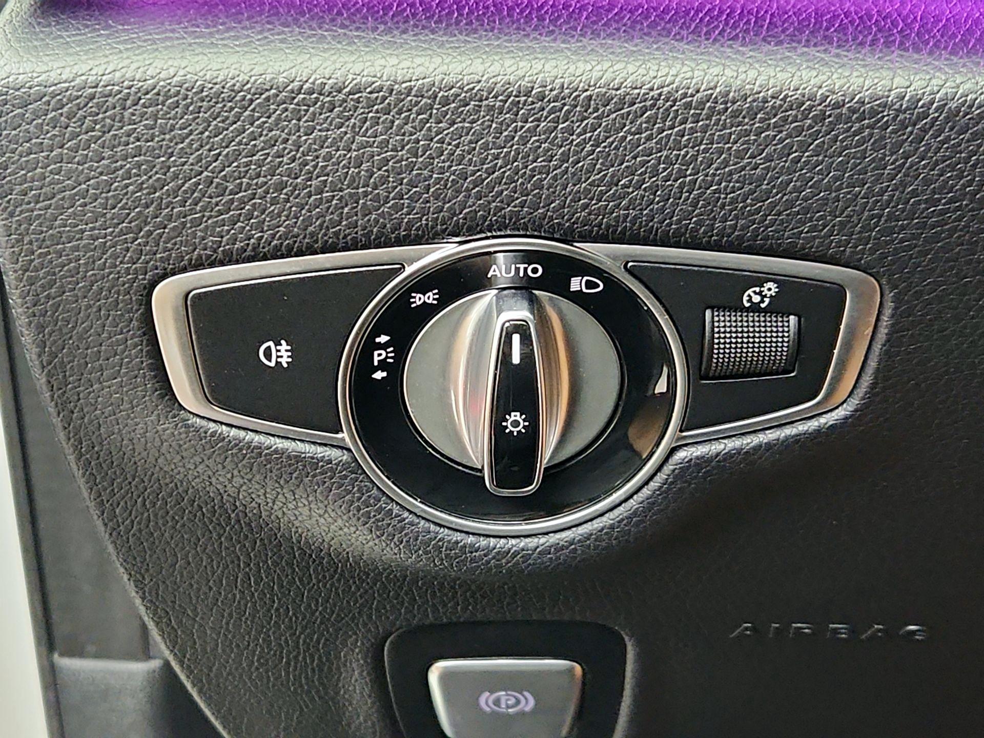 Thumbnail: 2019 Mercedes-Benz E-Class - 13