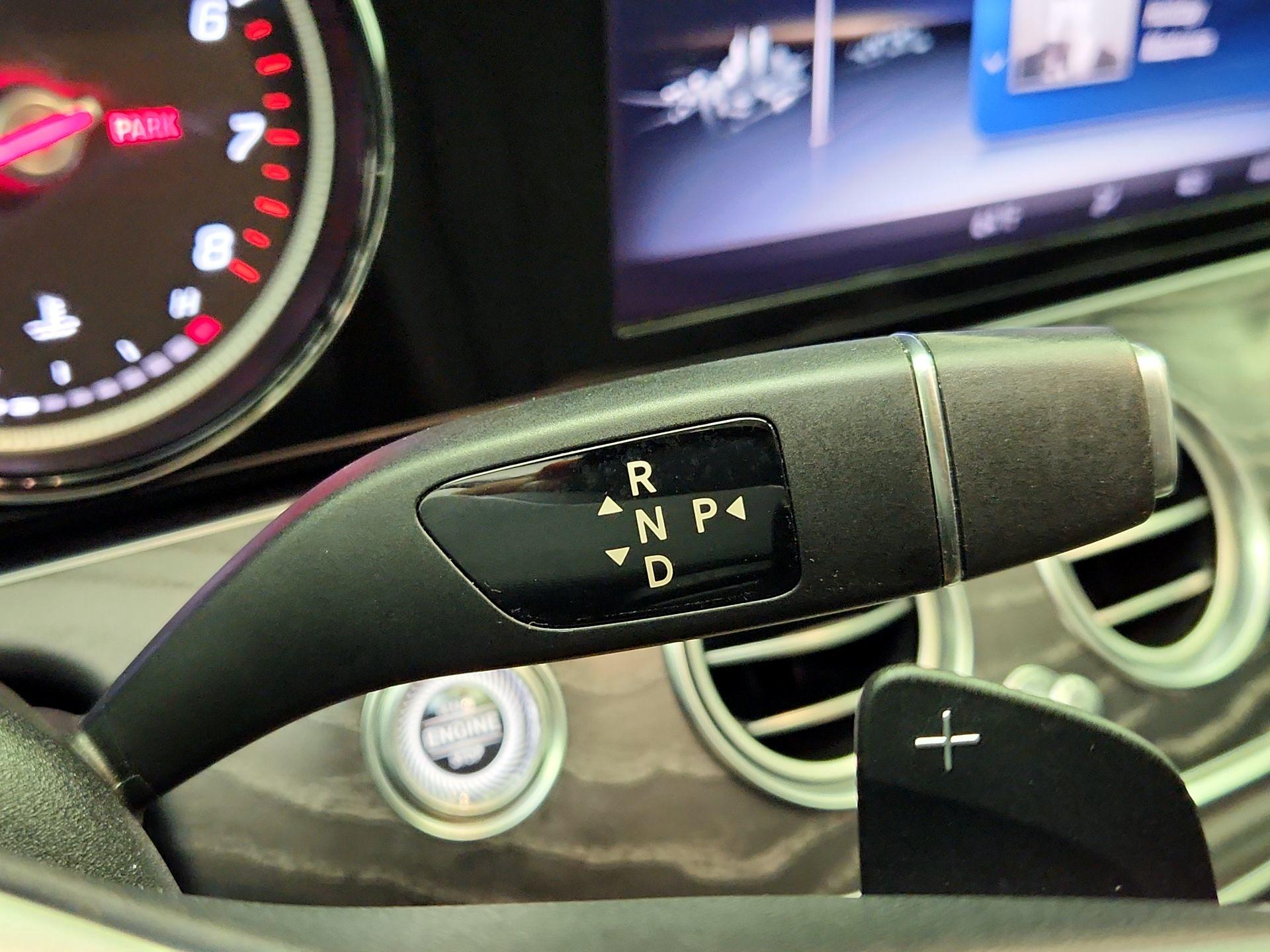 Thumbnail: 2019 Mercedes-Benz E-Class - 18