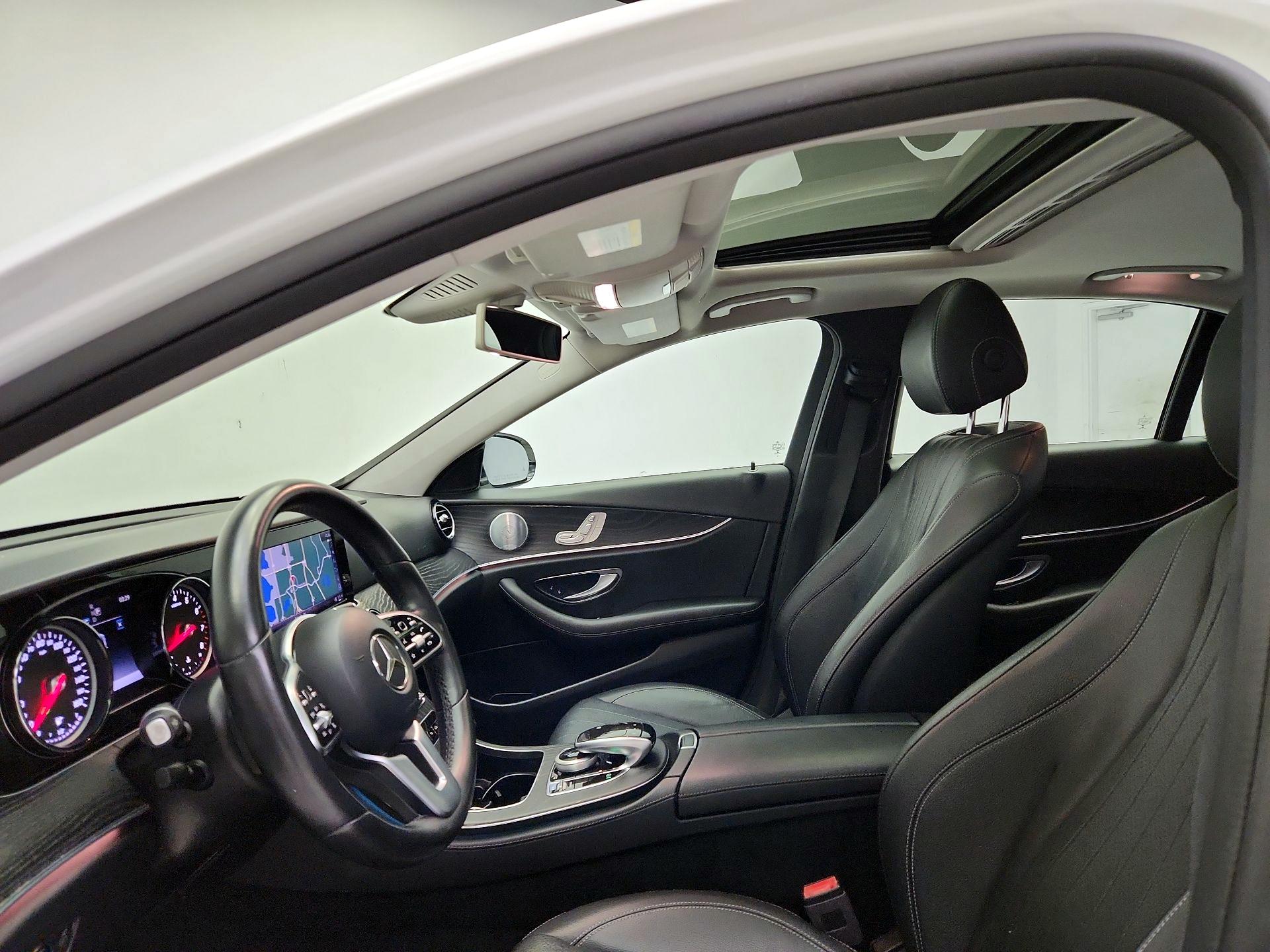 Thumbnail: 2019 Mercedes-Benz E-Class - 20