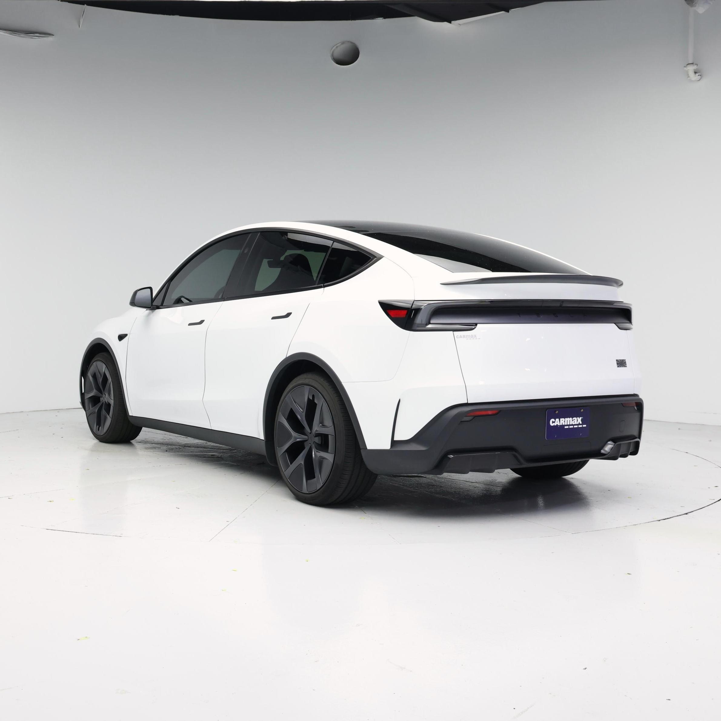 Thumbnail: 2026 Tesla Model Y - 2