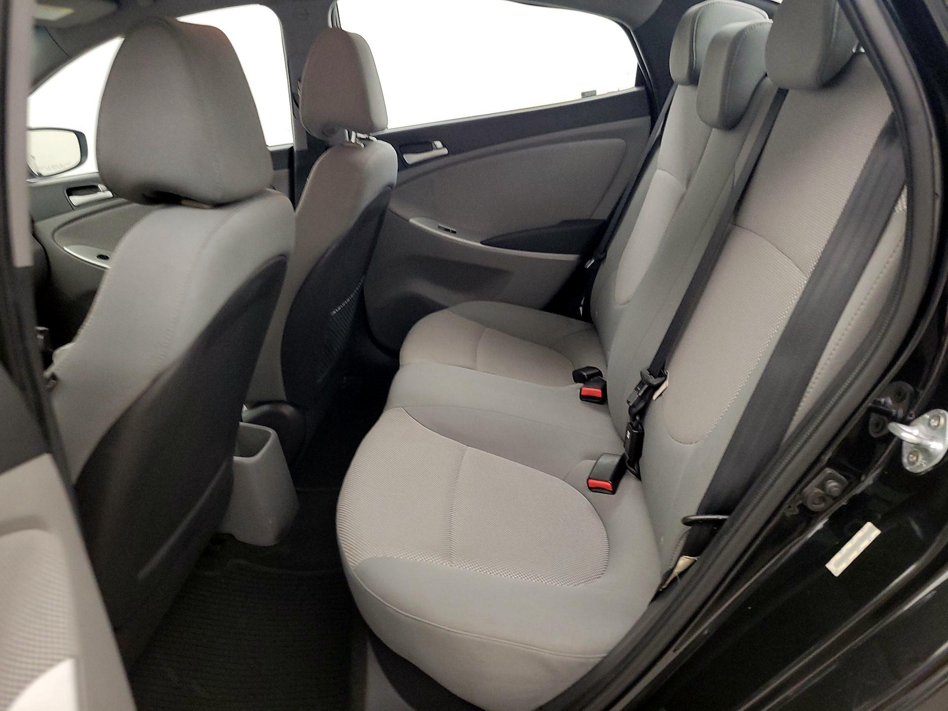 Thumbnail: 2014 Hyundai Accent - 18
