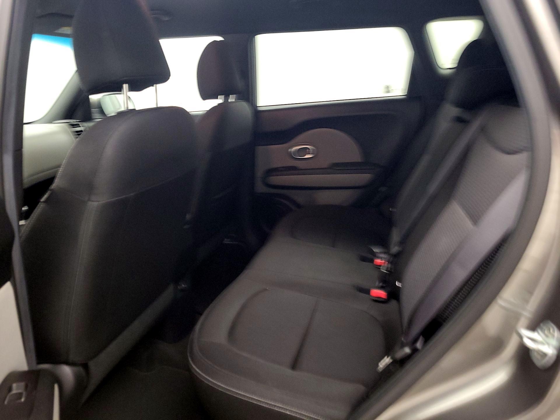 Thumbnail: 2017 Kia Soul - 19