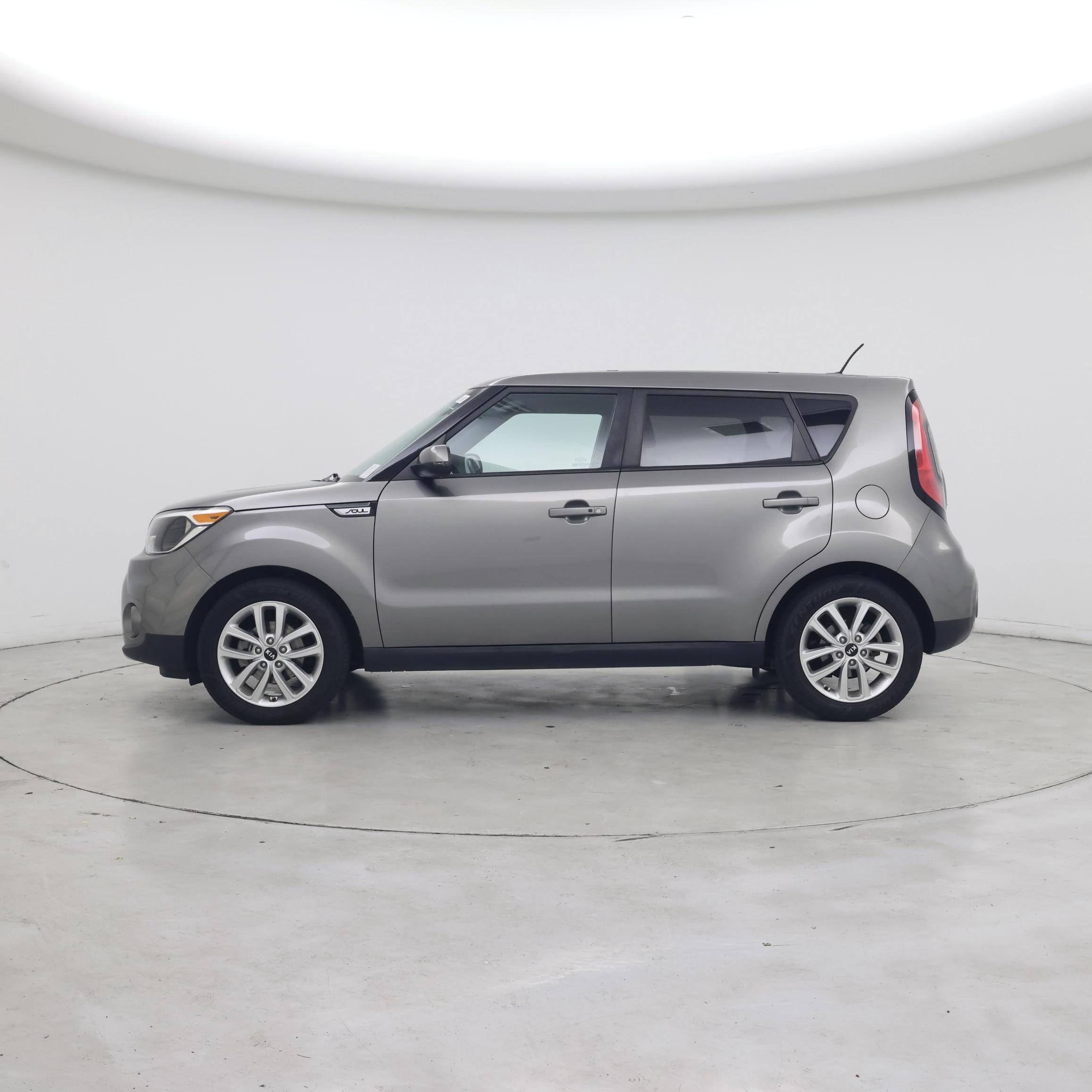 Thumbnail: 2017 Kia Soul - 3