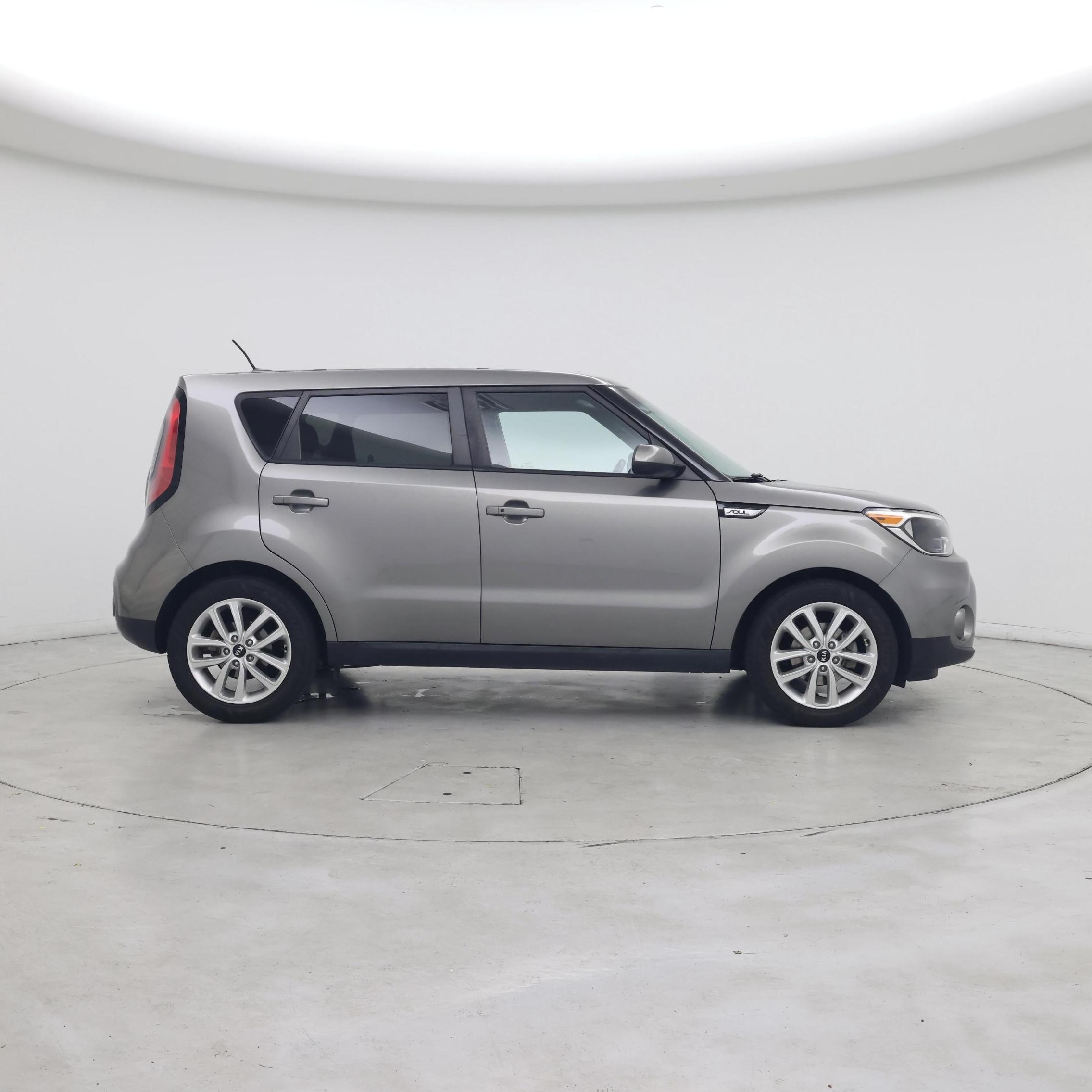 Thumbnail: 2017 Kia Soul - 7