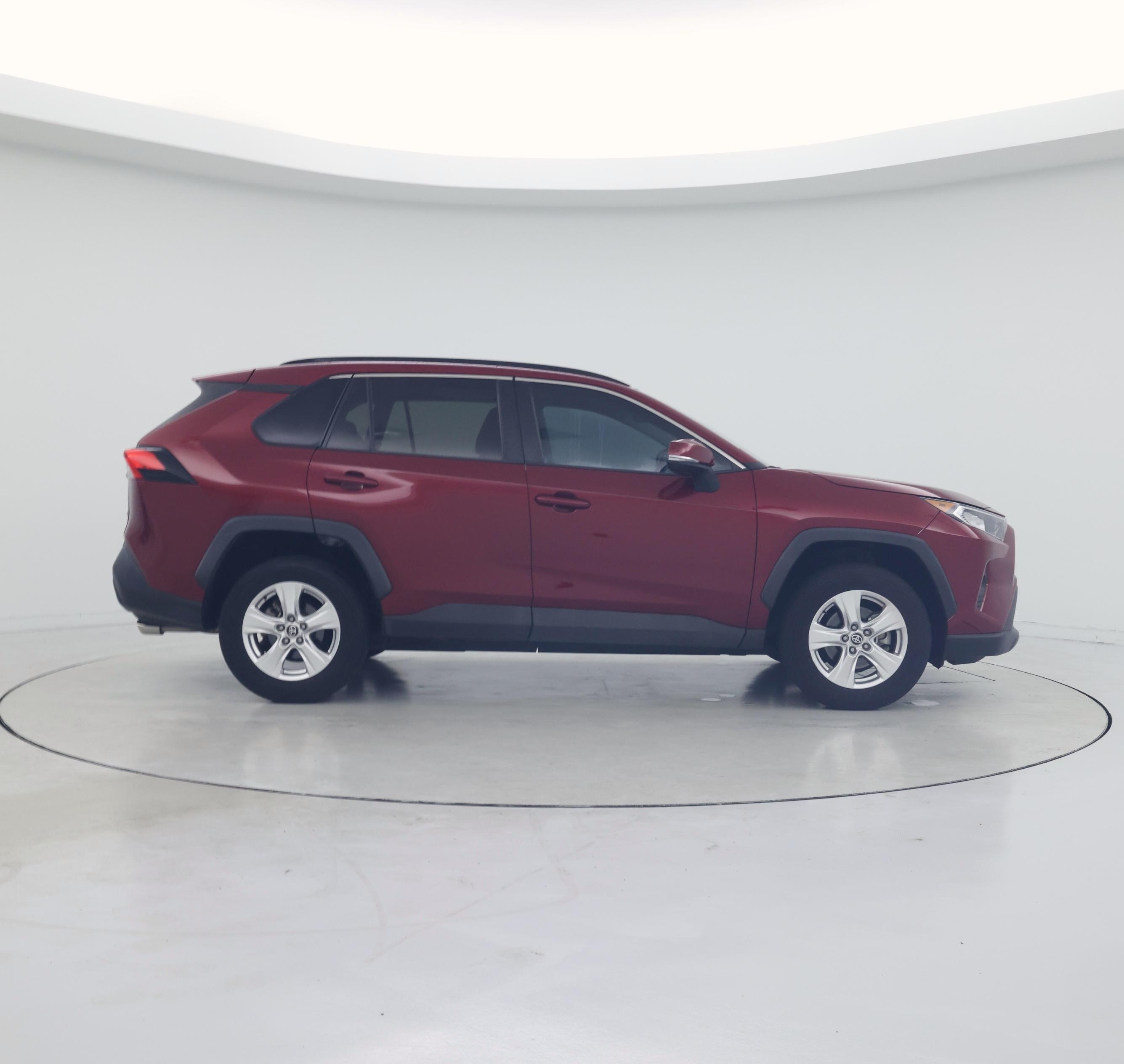 Thumbnail: 2021 Toyota RAV4 - 7