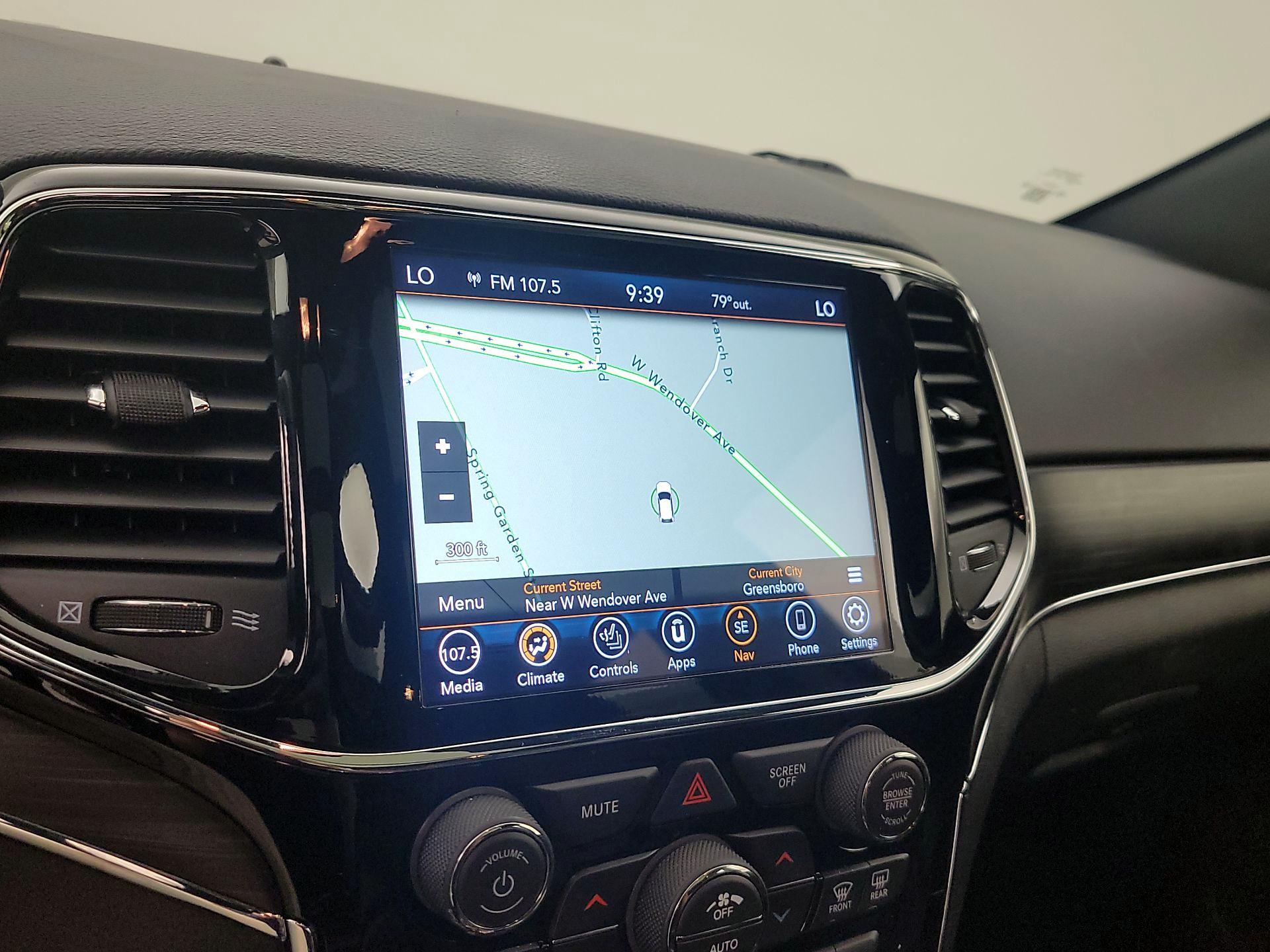 Thumbnail: 2020 Jeep Grand Cherokee - 14