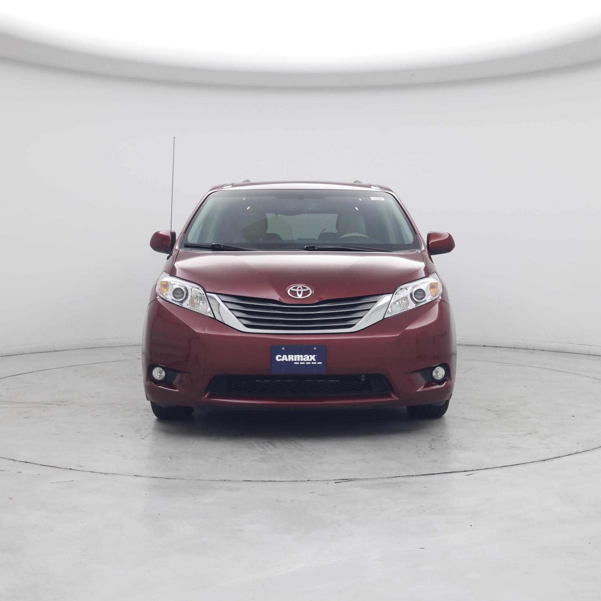 Thumbnail: 2014 Toyota Sienna - 5