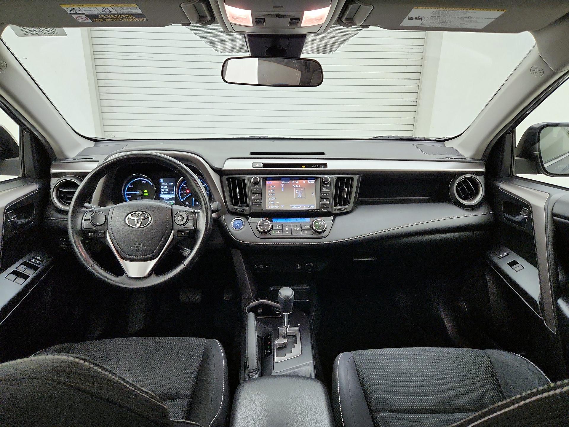 Thumbnail: 2018 Toyota RAV4 - 9