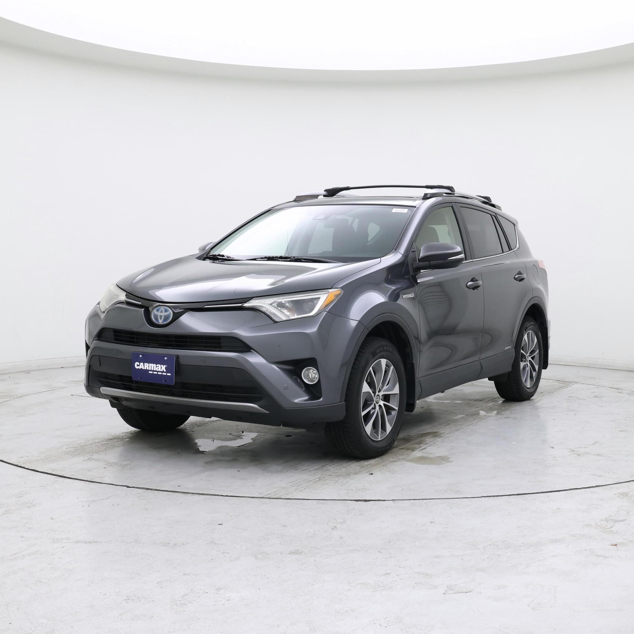 Thumbnail: 2018 Toyota RAV4 - 4