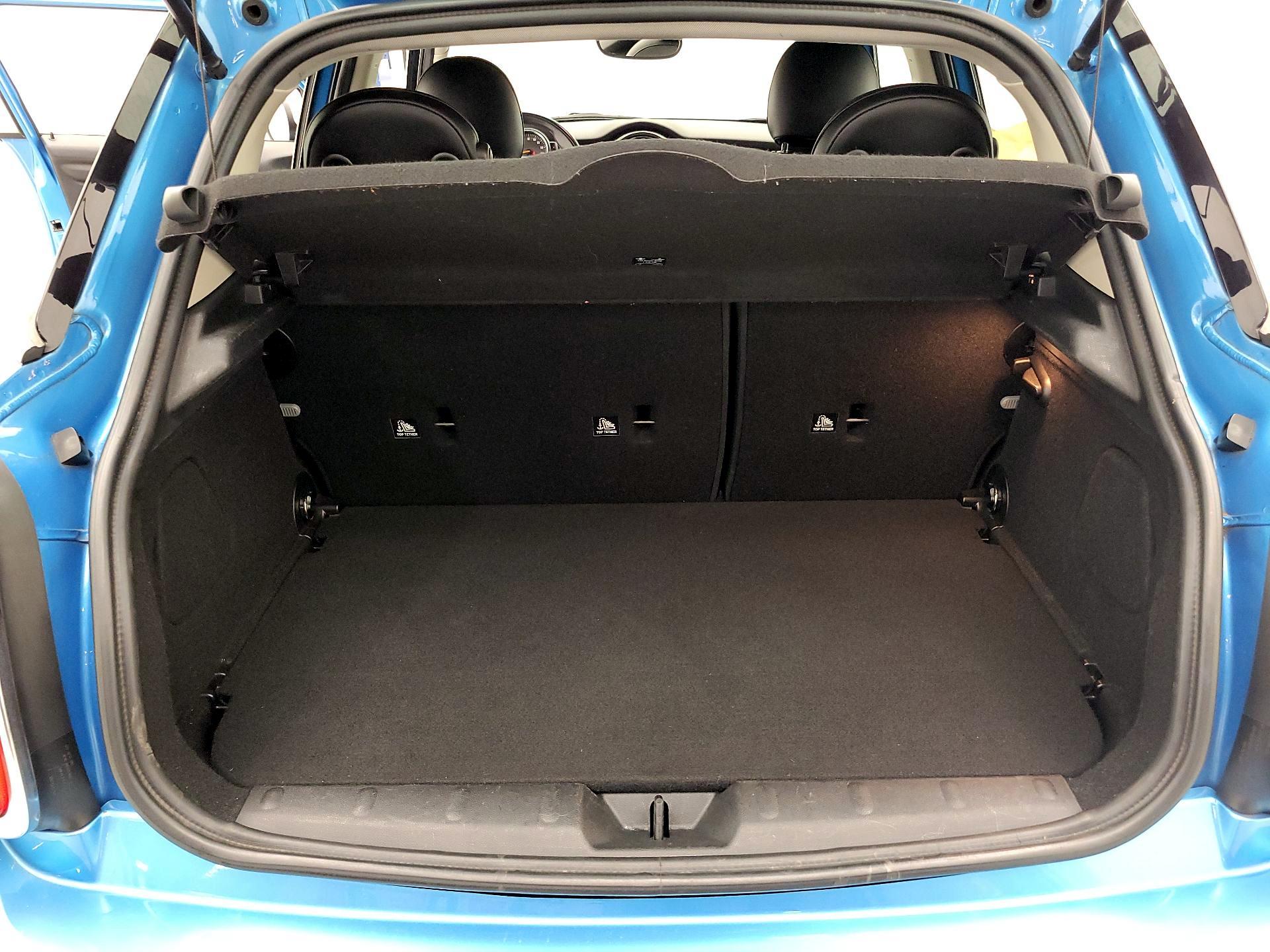 Thumbnail: 2016 MINI Cooper Hardtop - 20