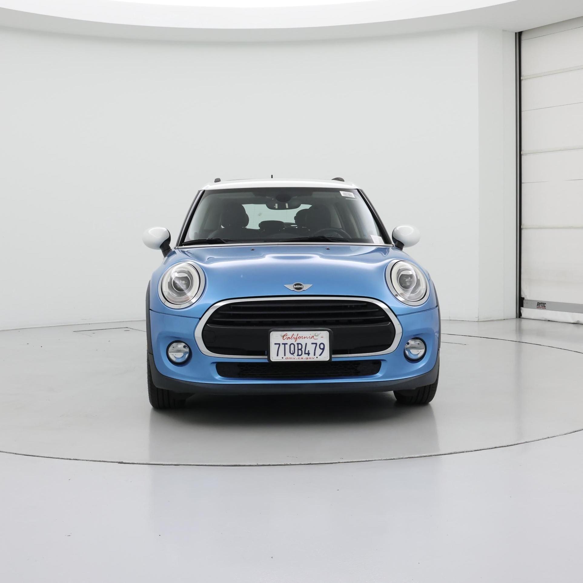 Thumbnail: 2016 MINI Cooper Hardtop - 5
