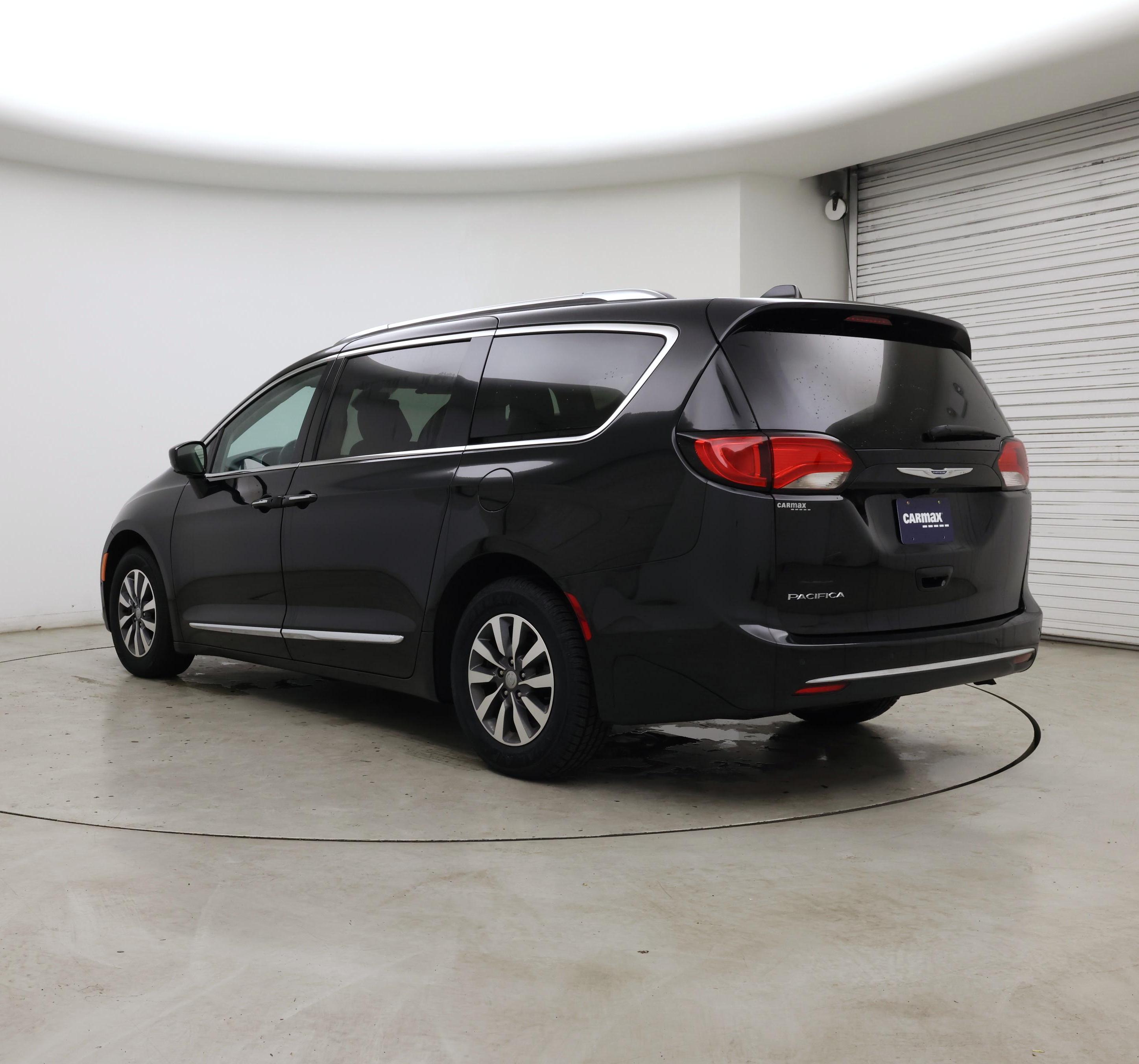 Thumbnail: 2020 Chrysler Pacifica - 2