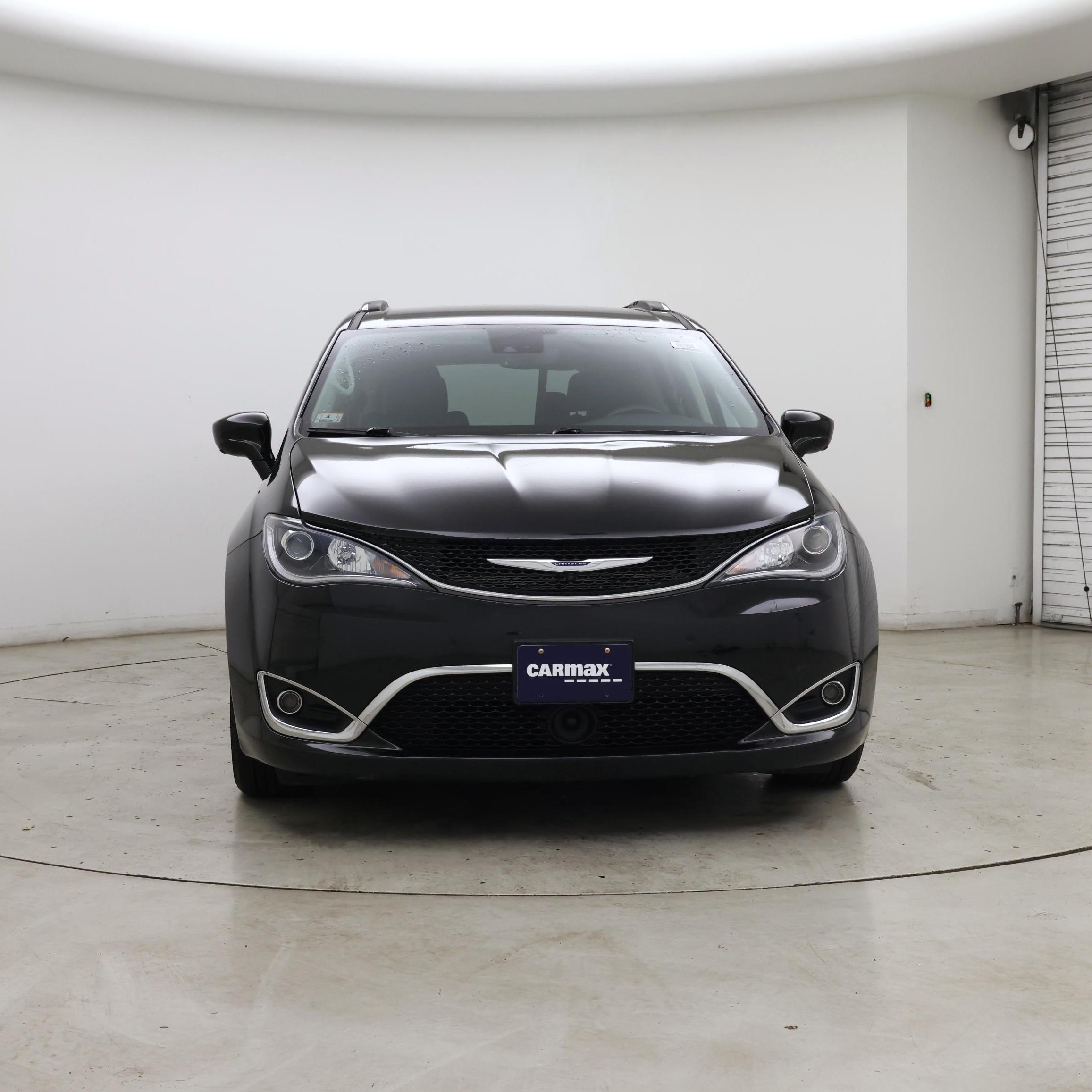 Thumbnail: 2020 Chrysler Pacifica - 5
