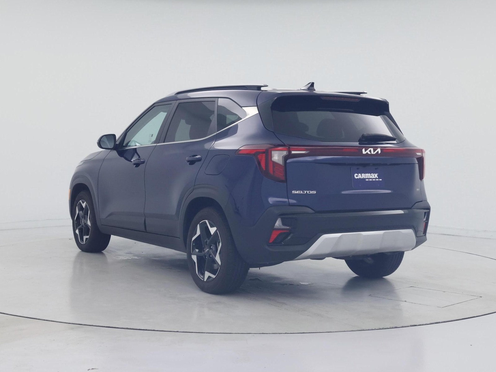 2025 Kia Seltos EX - Photo 3