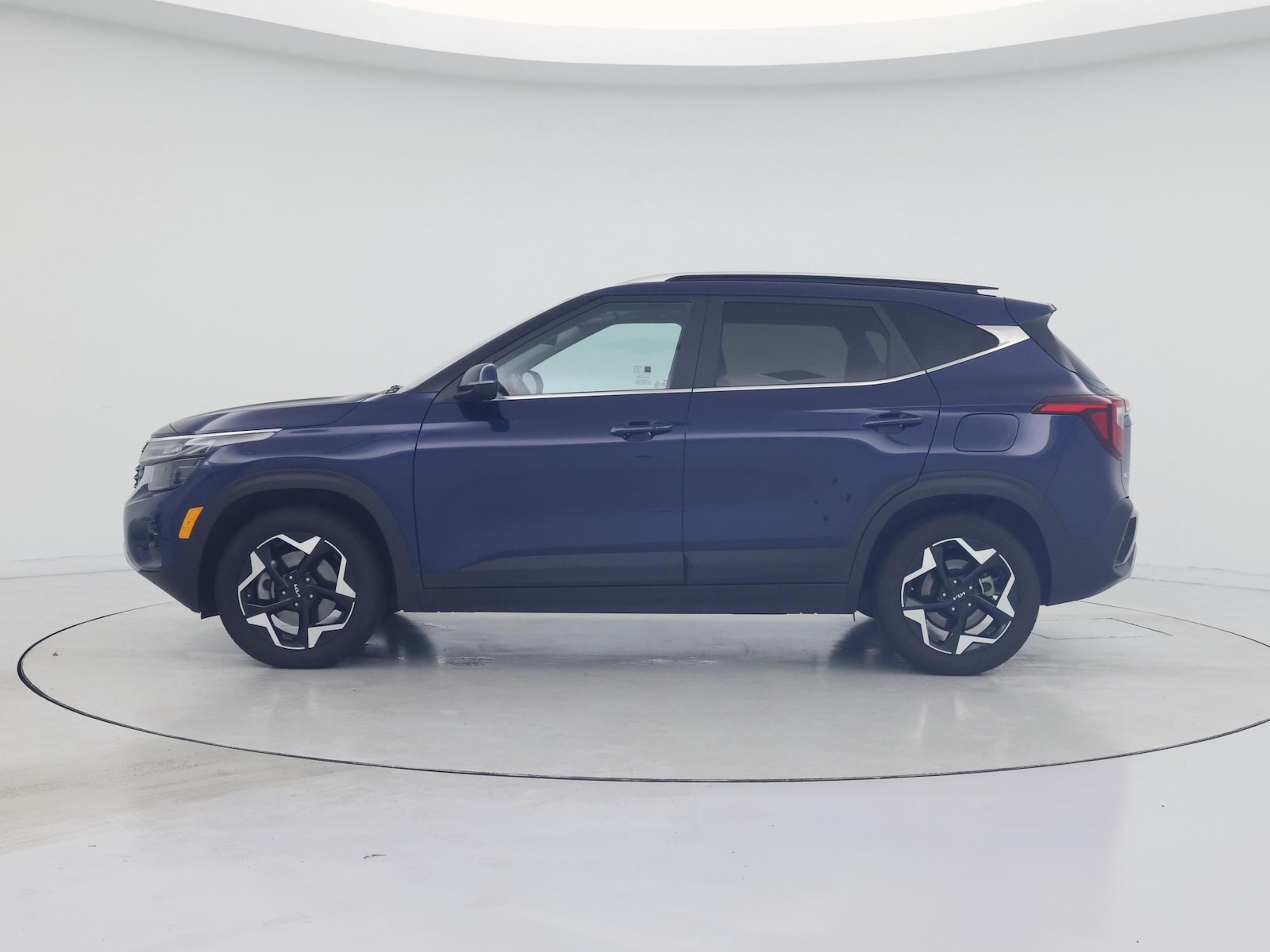 2025 Kia Seltos EX - Photo 4