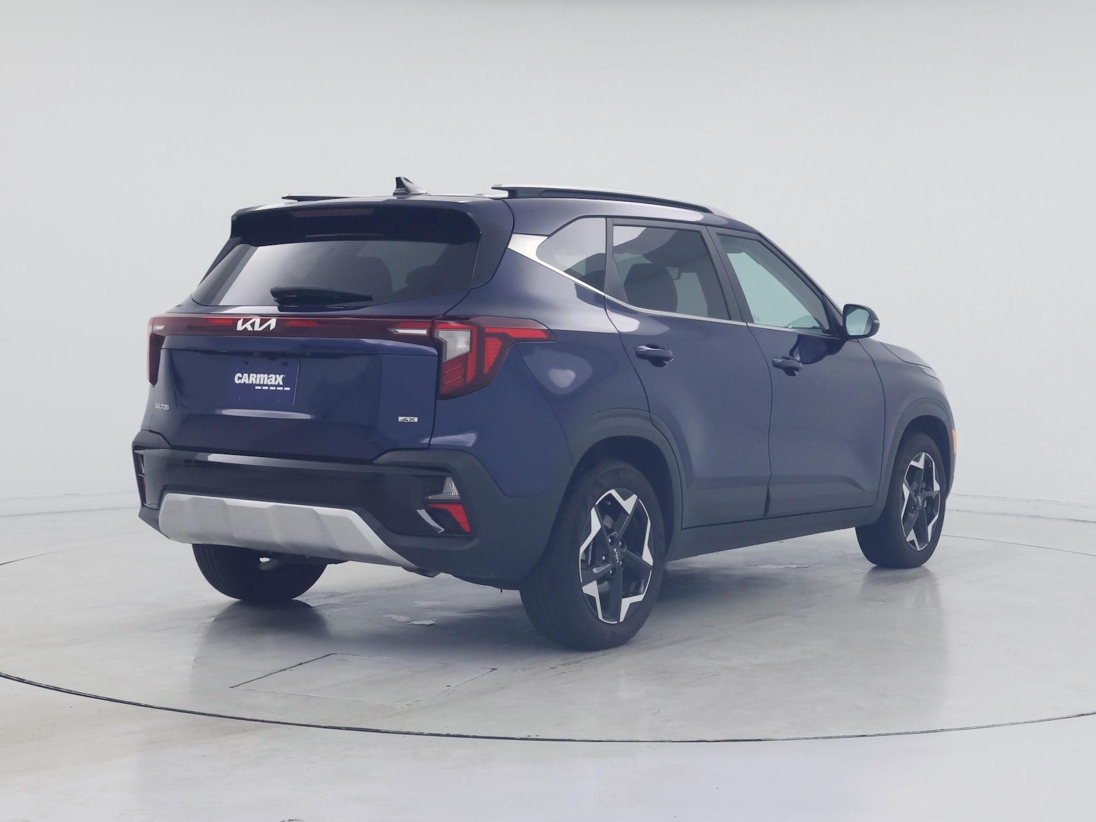 2025 Kia Seltos EX - Photo 9