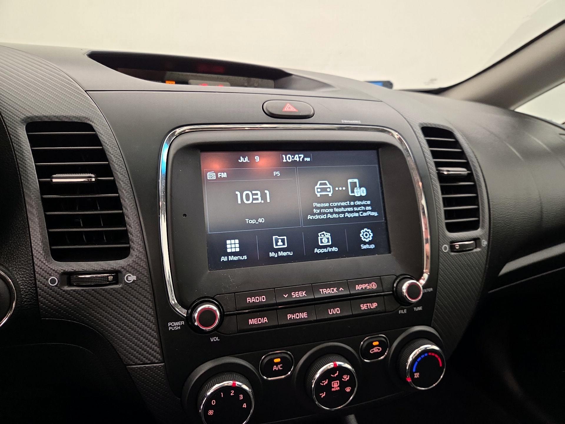 Thumbnail: 2018 Kia Forte - 15