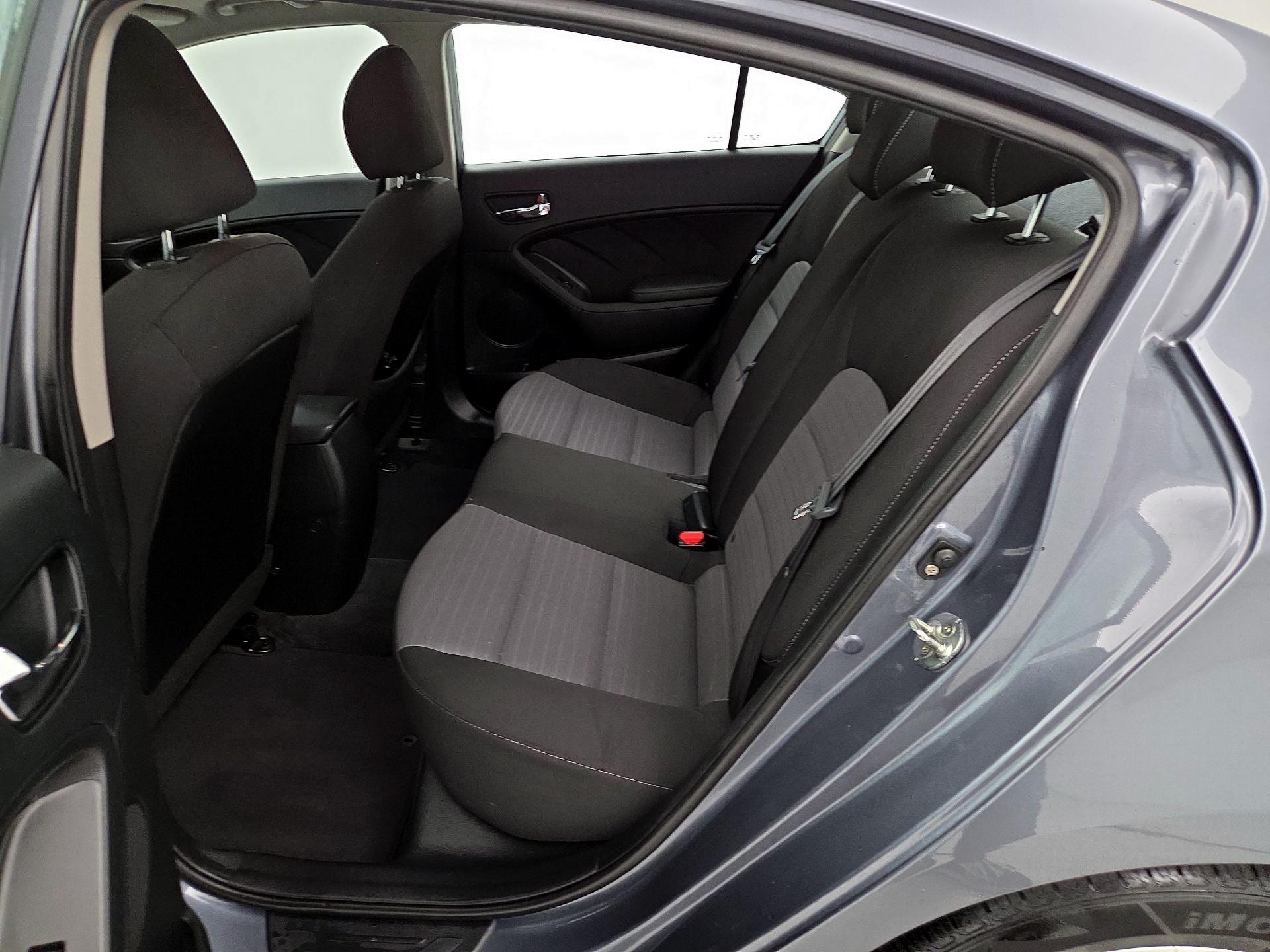 Thumbnail: 2018 Kia Forte - 20