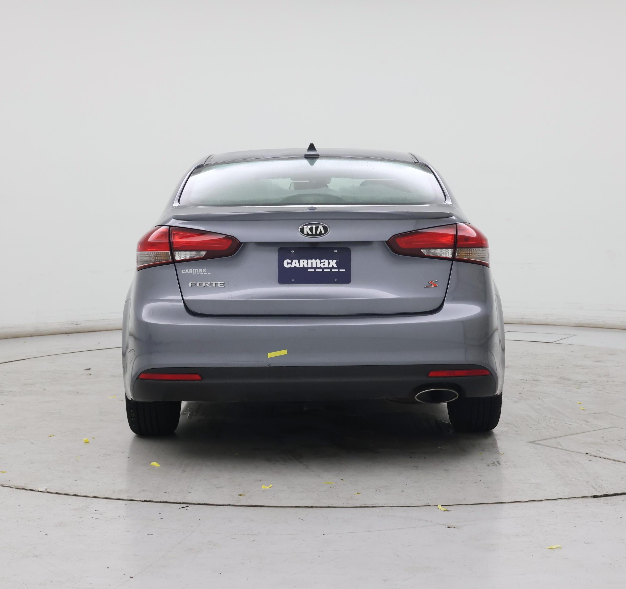 Thumbnail: 2018 Kia Forte - 6
