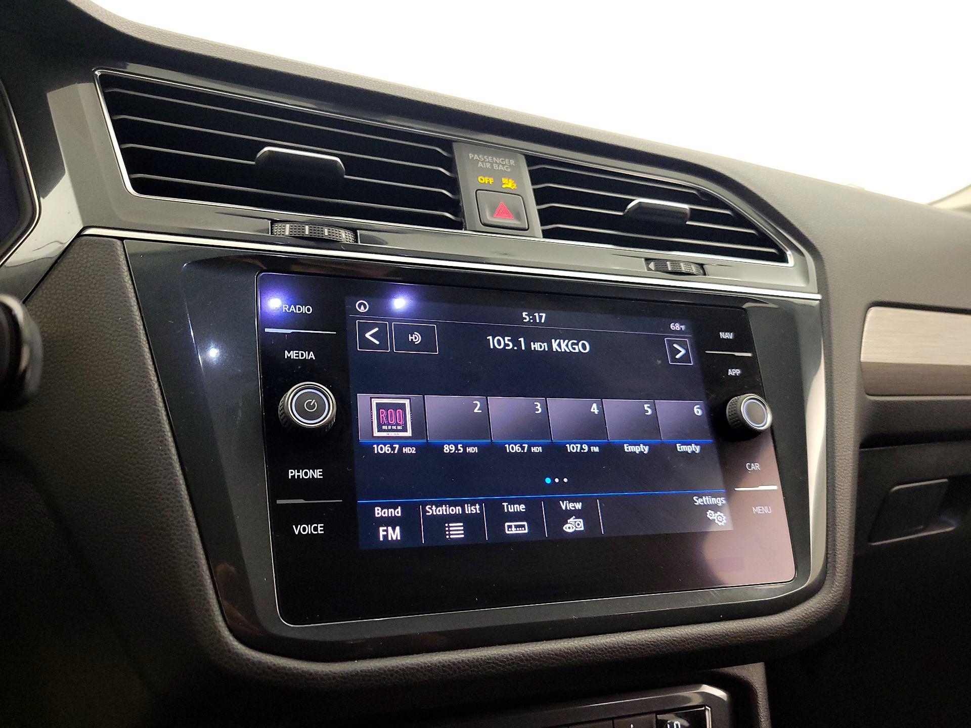Thumbnail: 2019 Volkswagen Tiguan - 15